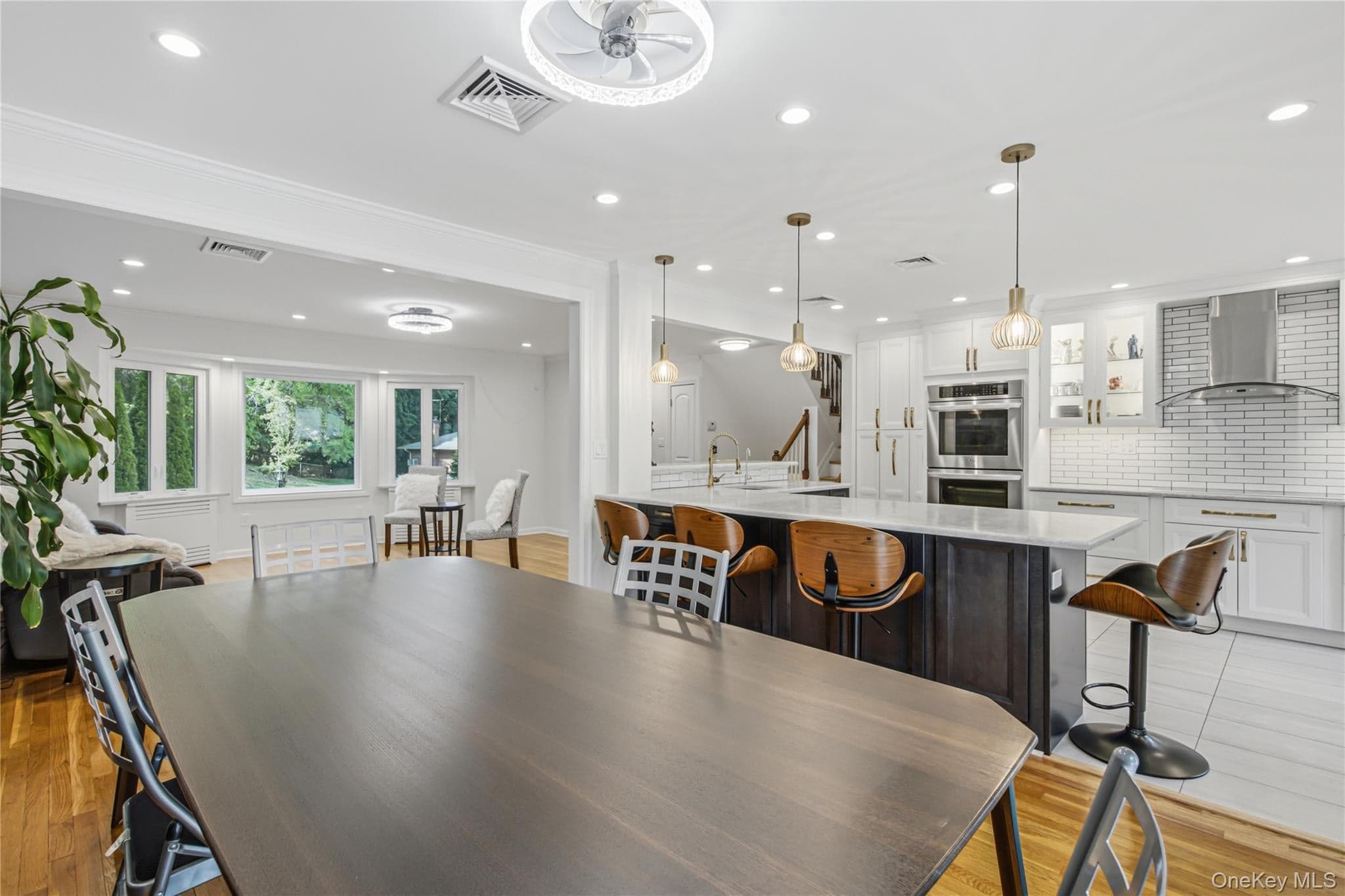 186 N Stratford thumbnail 9