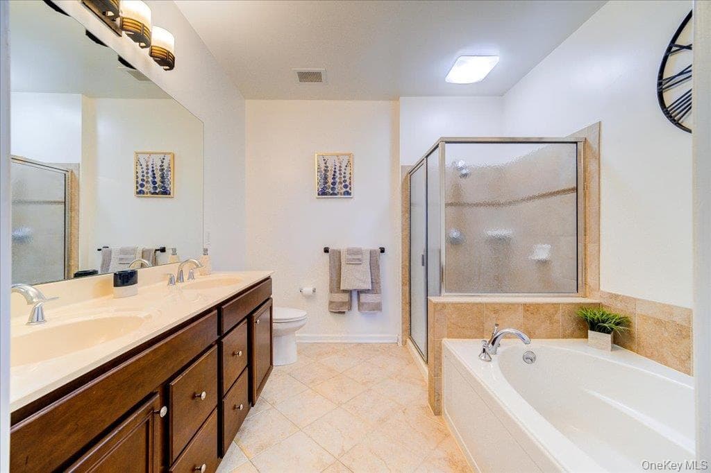 416 Saratoga Lane thumbnail 15