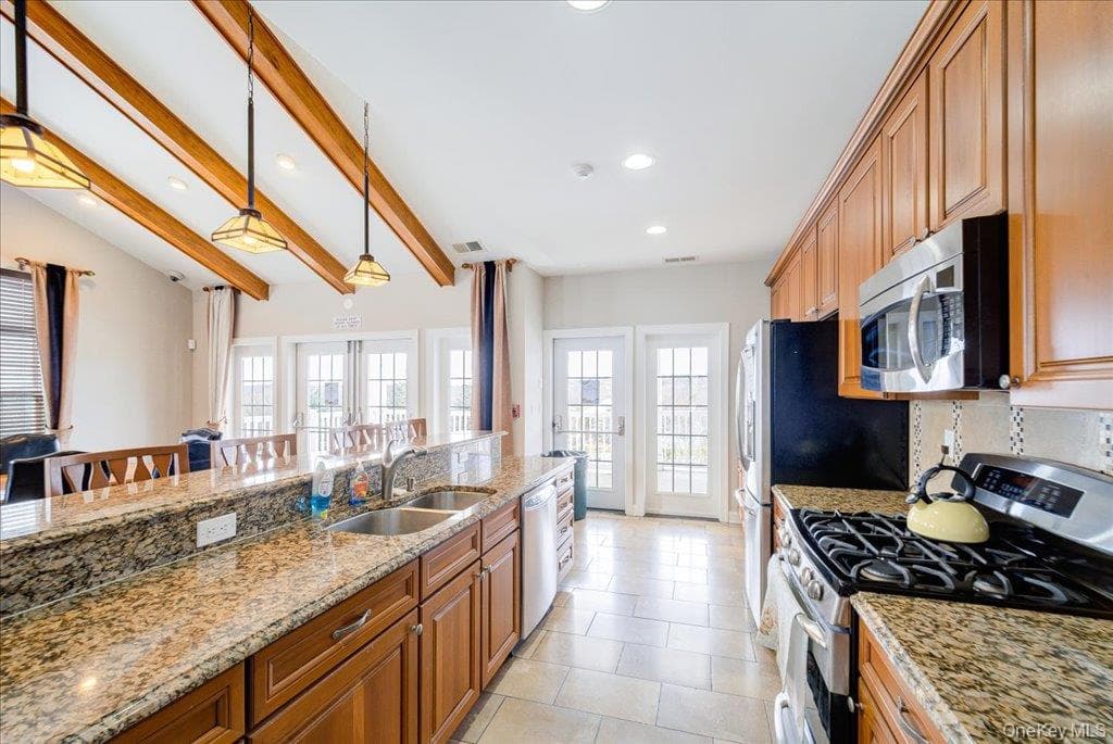 416 Saratoga Lane thumbnail 27