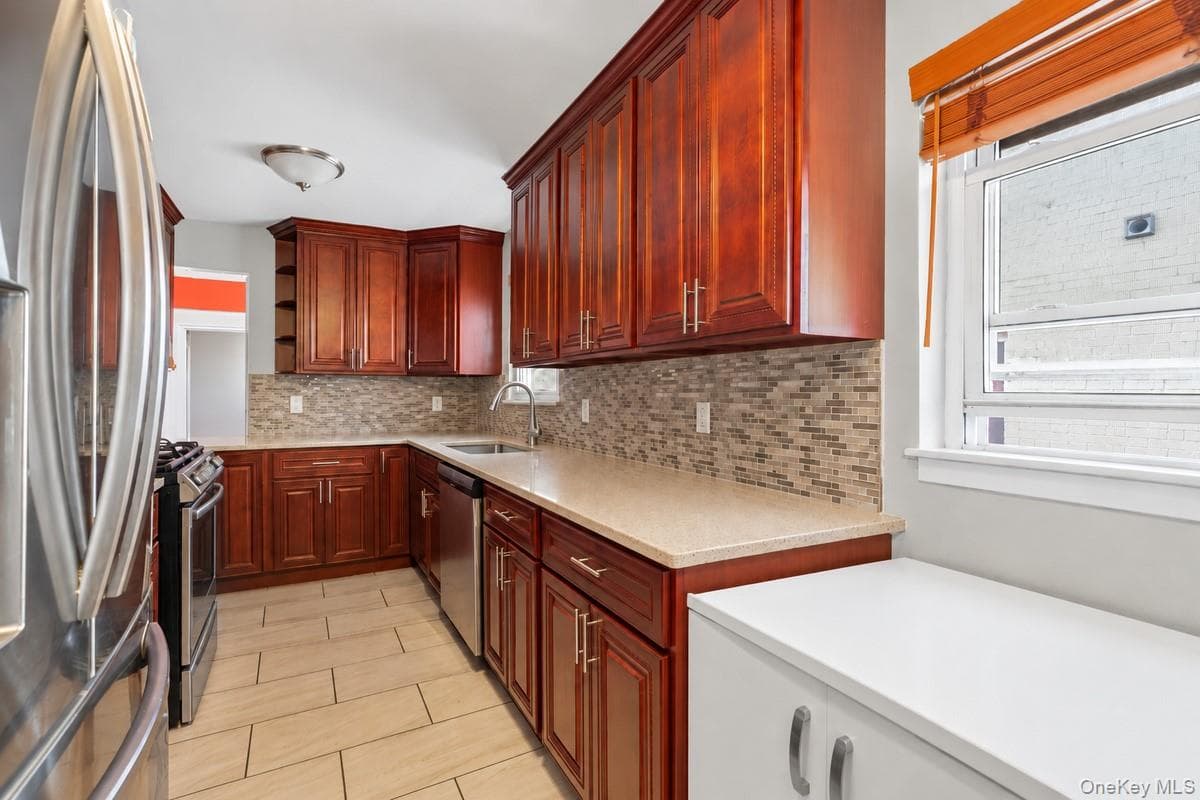 4337 Wilder Avenue thumbnail 7