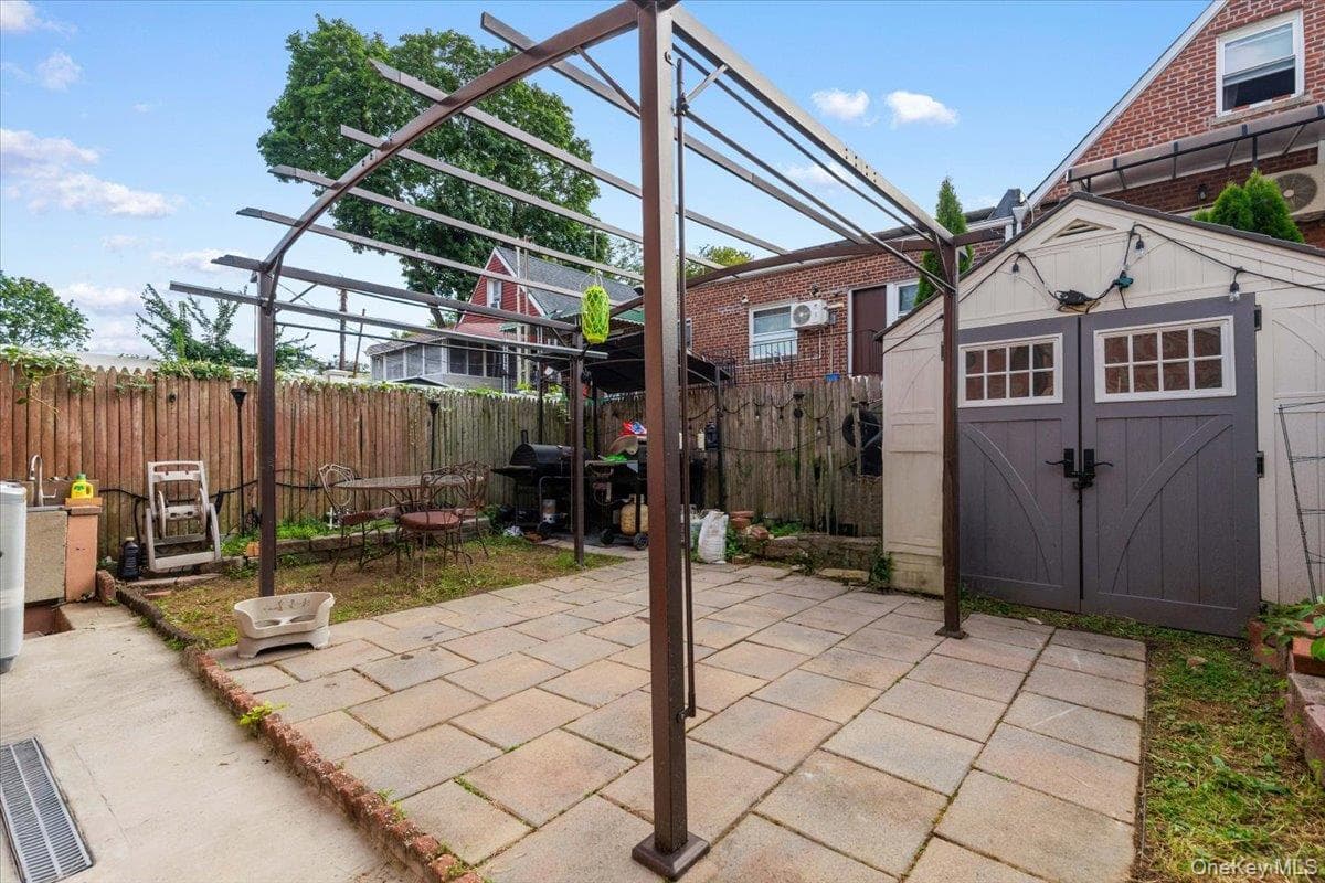 4337 Wilder Avenue thumbnail 18