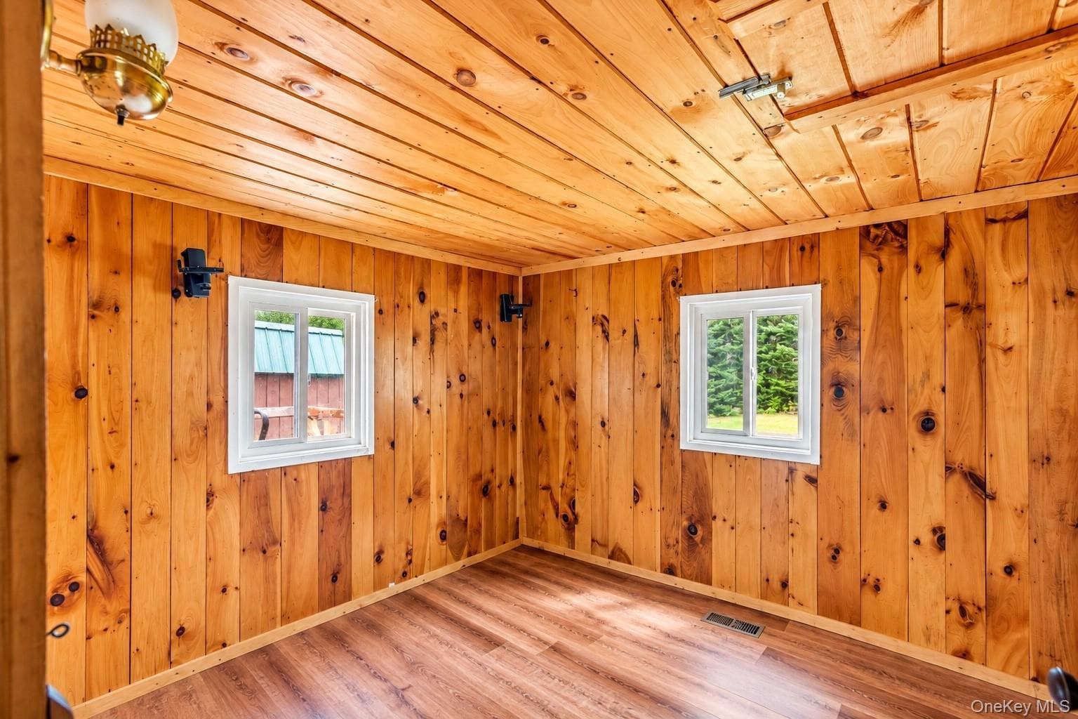 343 Shaw Hill Road thumbnail 14