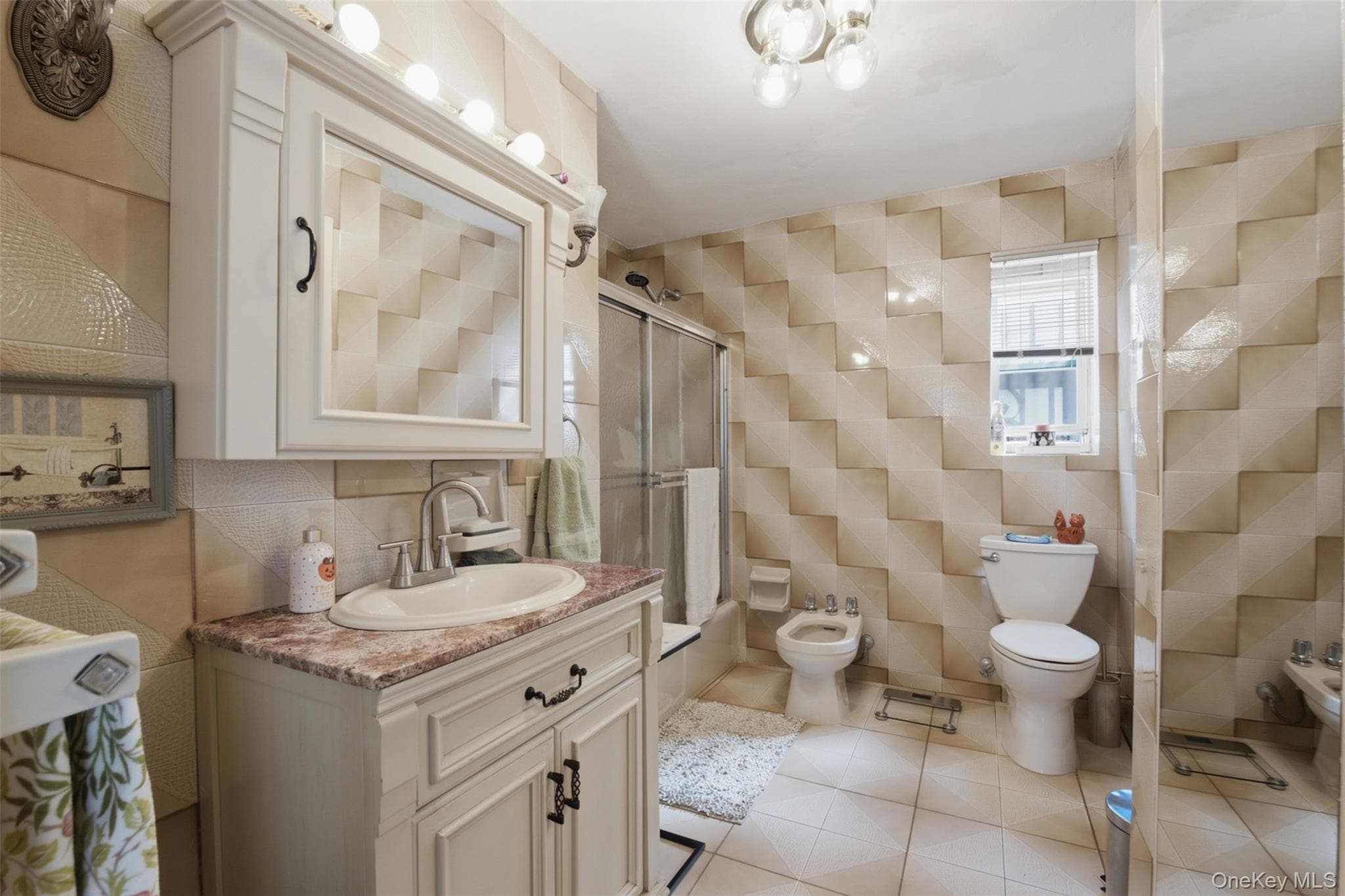 1610 Astor Avenue thumbnail 13