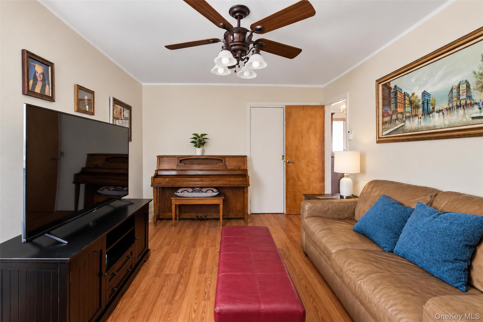 1610 Astor Avenue thumbnail 11