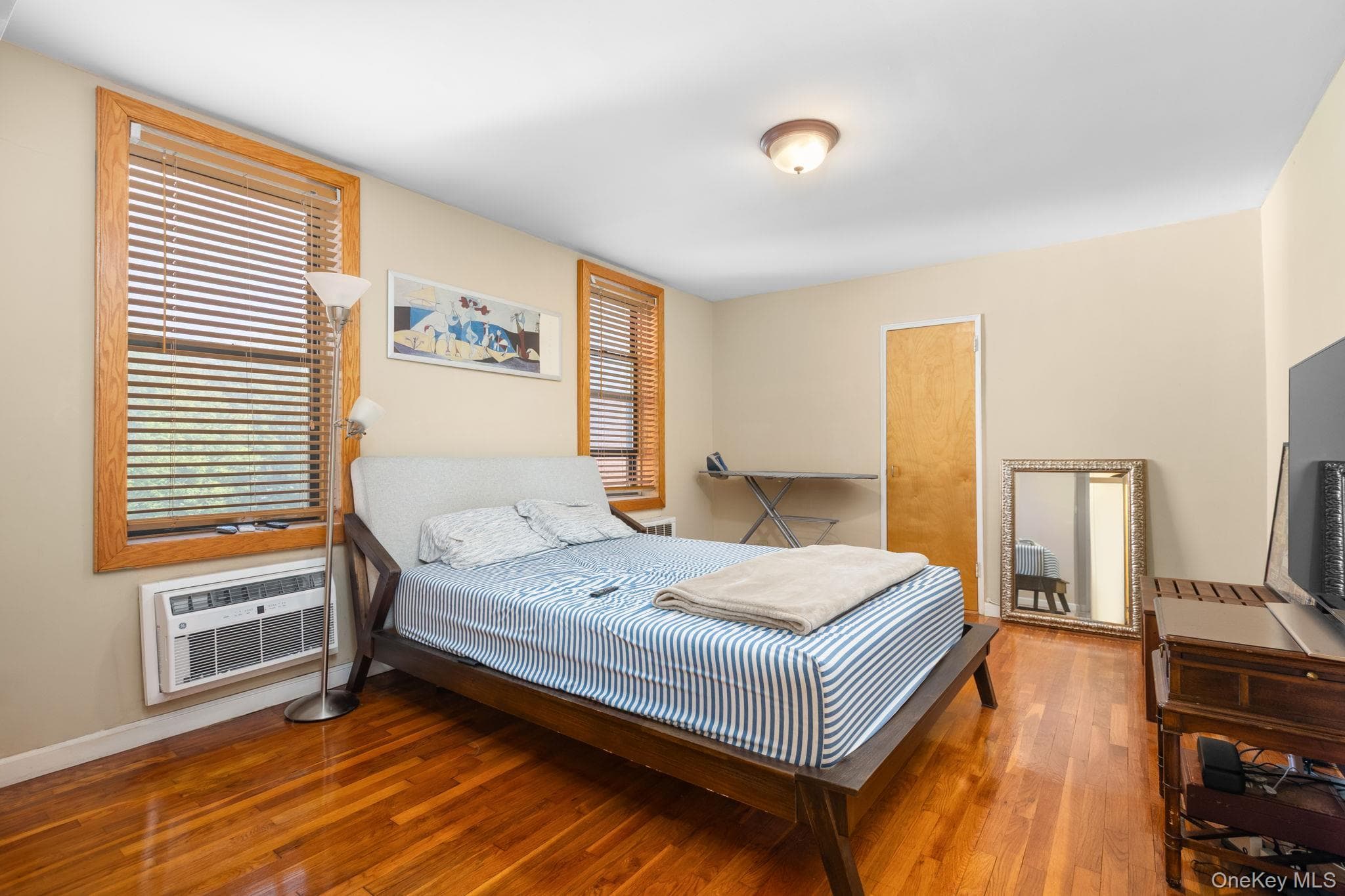 814 Tilden Street Tilden Street ST Unit: 3C thumbnail 2
