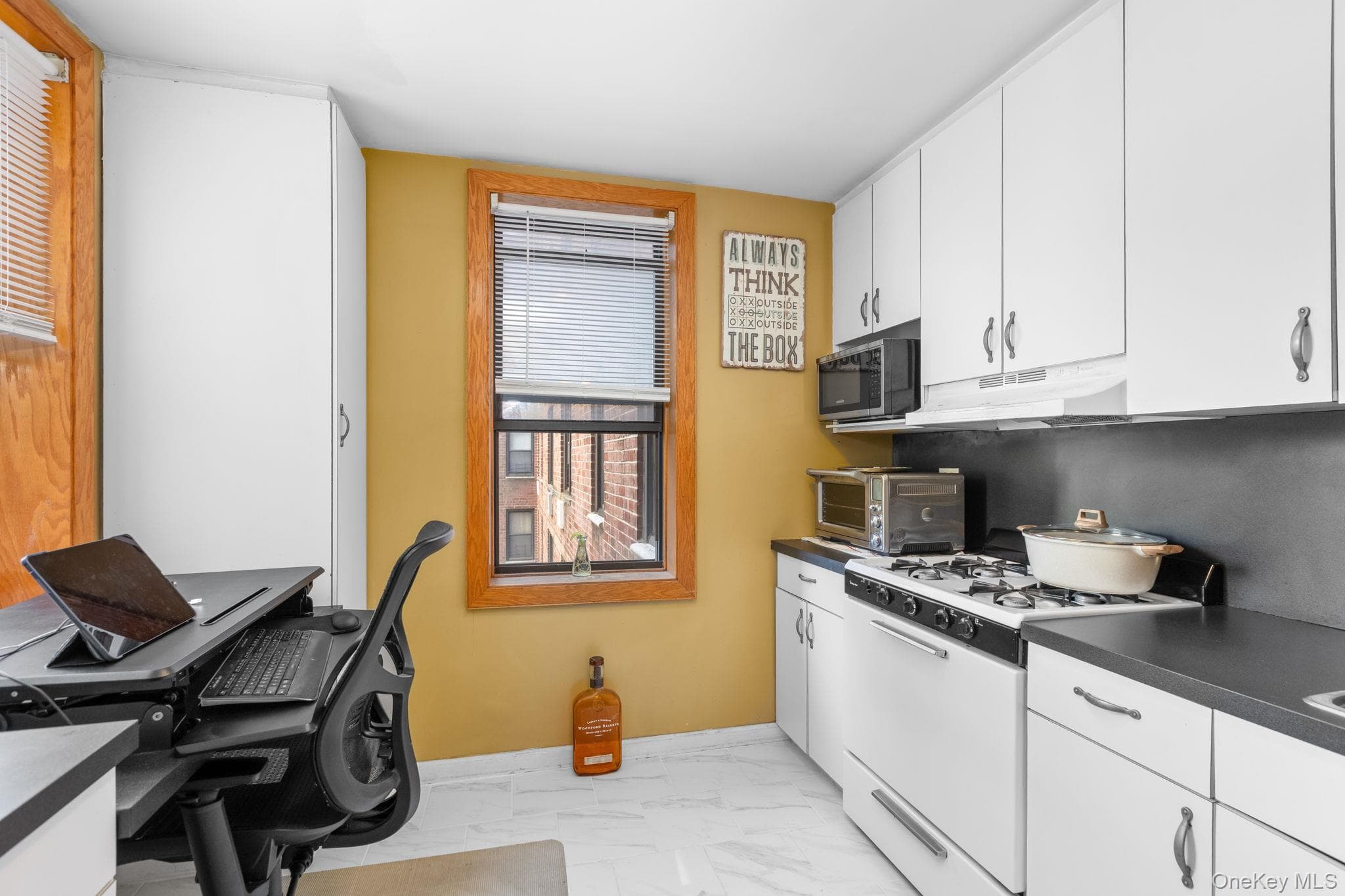 814 Tilden Street Tilden Street ST Unit: 3C thumbnail 6