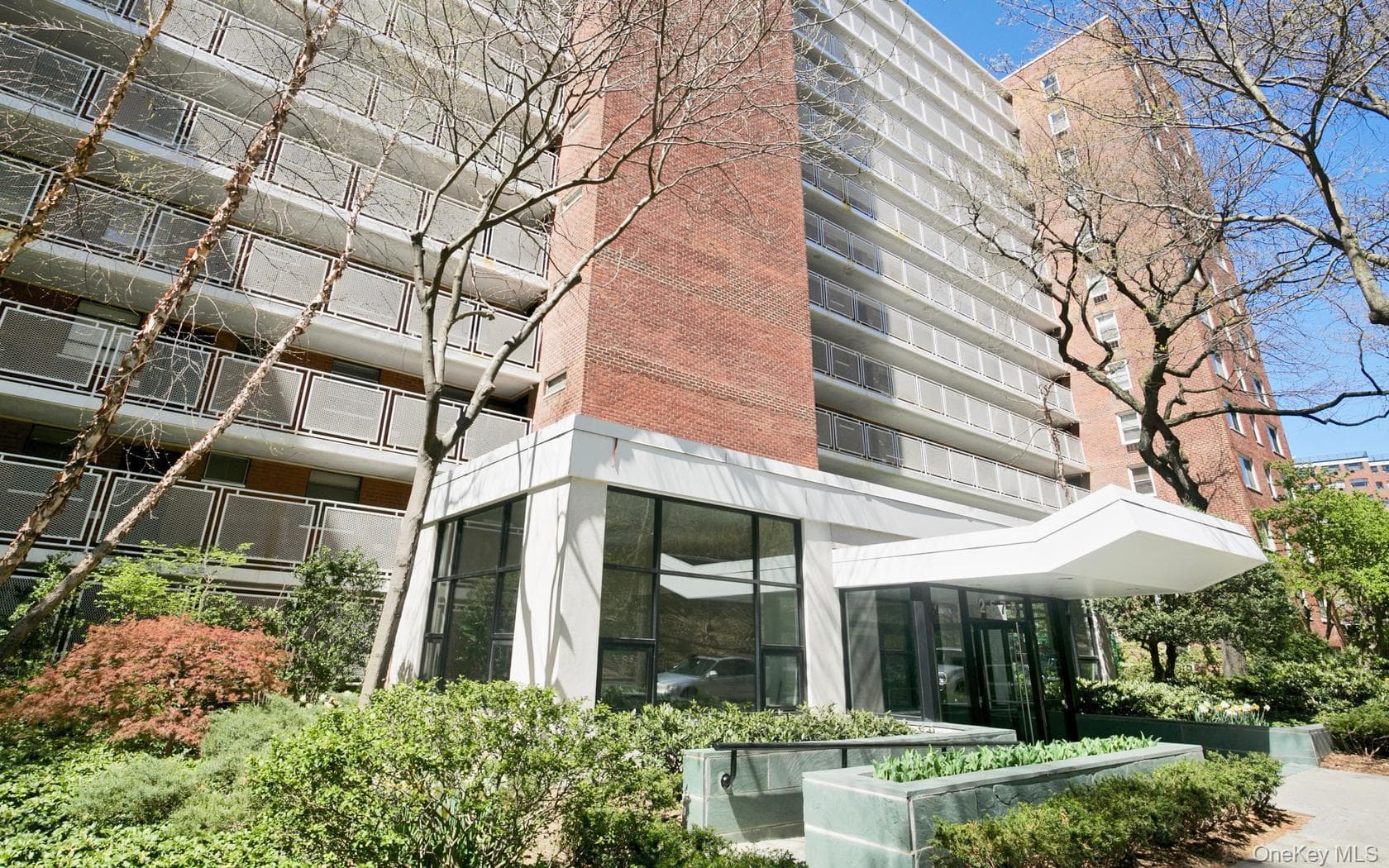 2575 Palisade Avenue Unit: 12C thumbnail 16