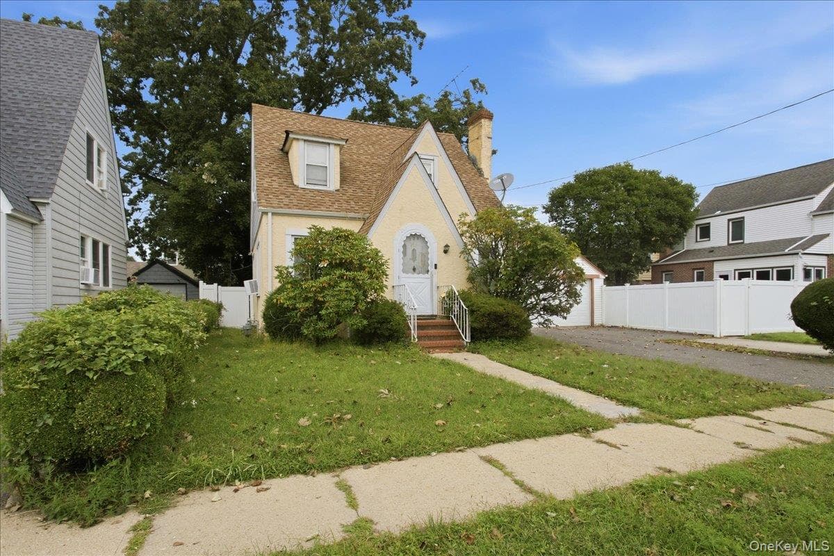 179 Crowell Street thumbnail 2