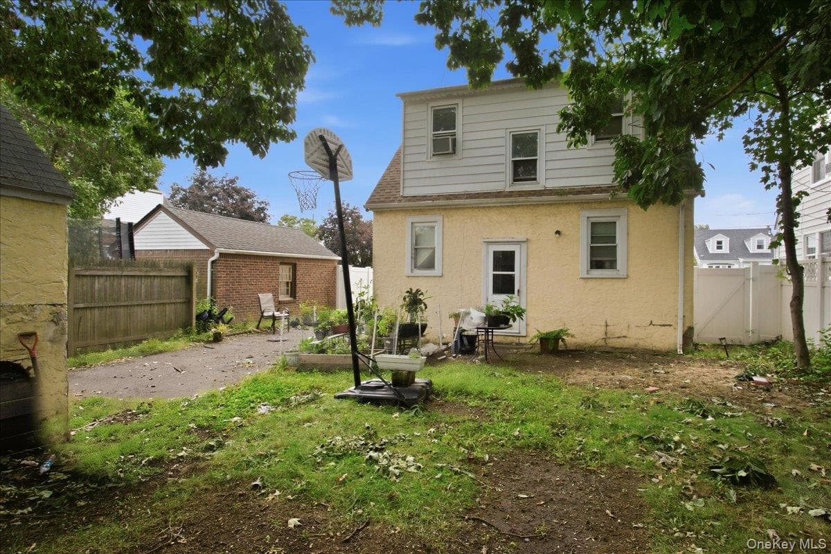 179 Crowell Street thumbnail 19