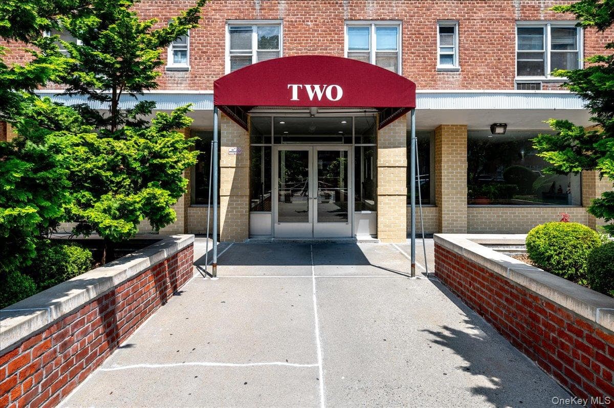 2 Sadore Lane Unit: 6M photo 1