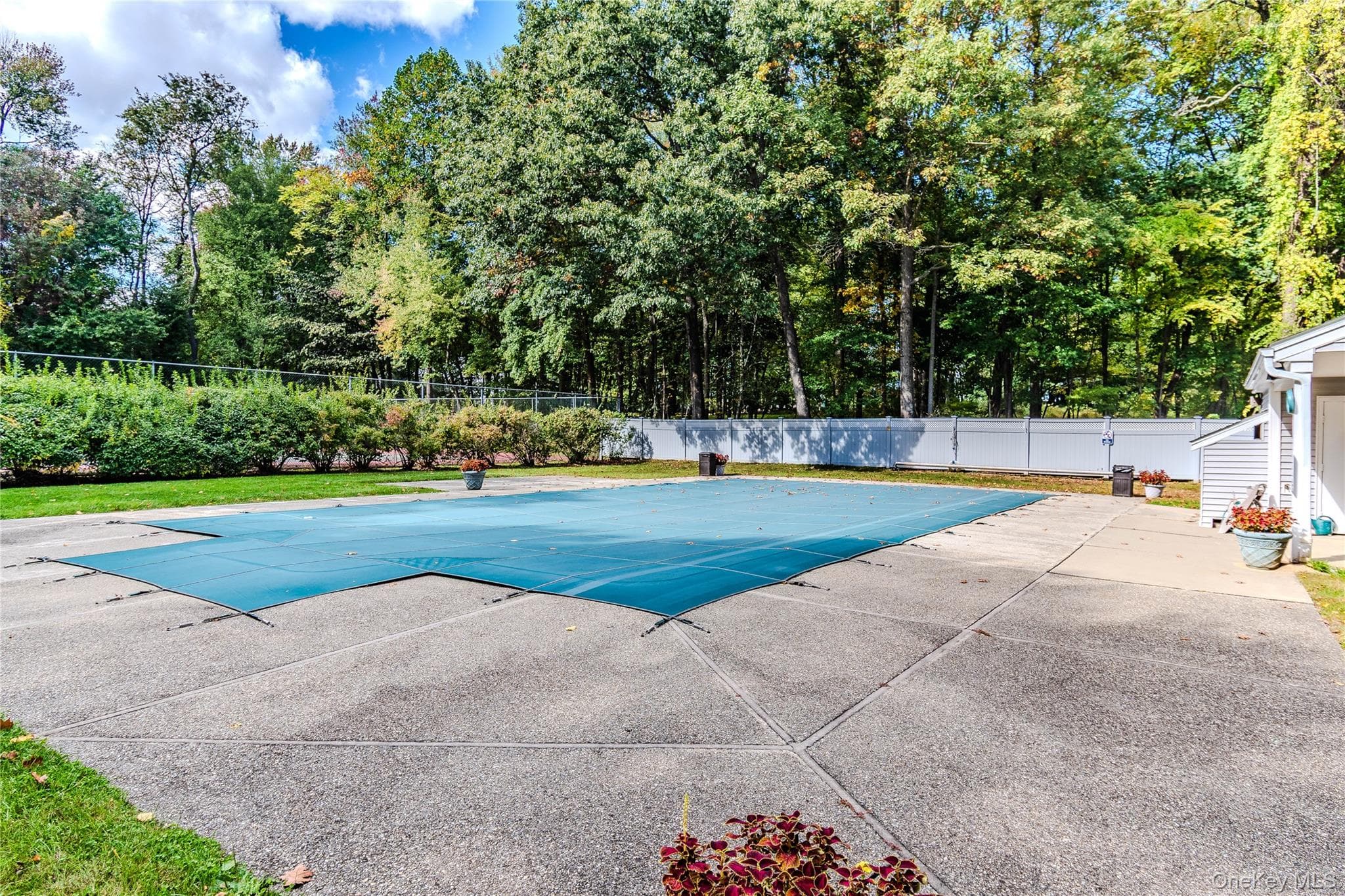 82 Cornwall Circle thumbnail 31