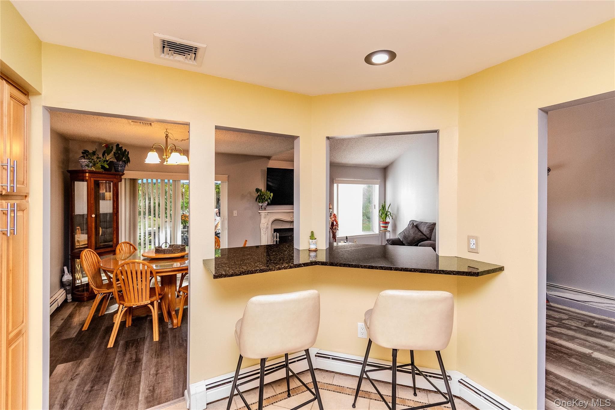 82 Cornwall Circle thumbnail 13