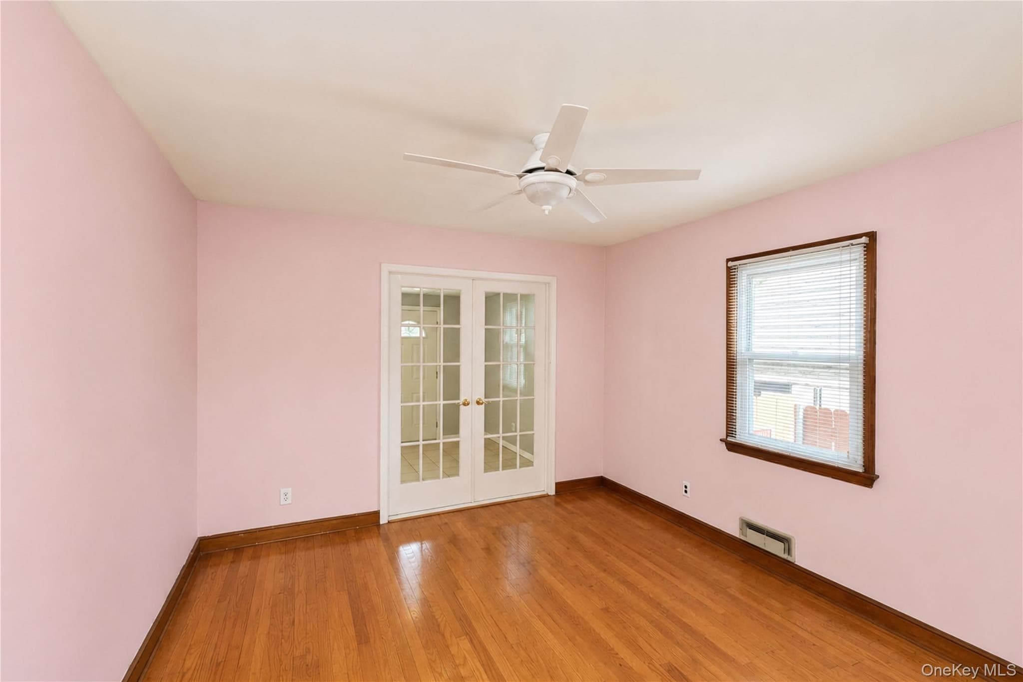 3895 Amboy Road thumbnail 17