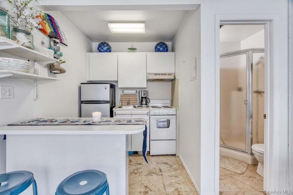 176A Lewis Walk Unit: 26, Cherry Grove
