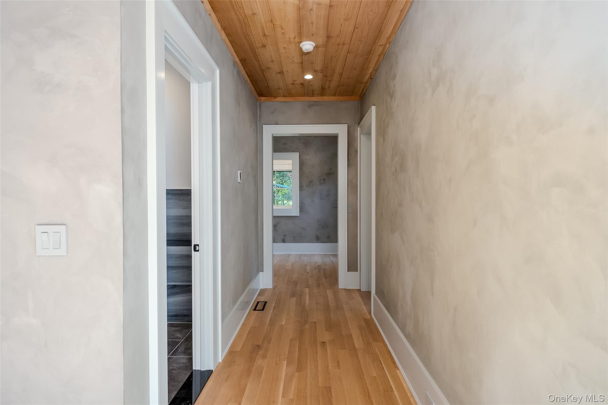 141A N Ferry Road thumbnail 27