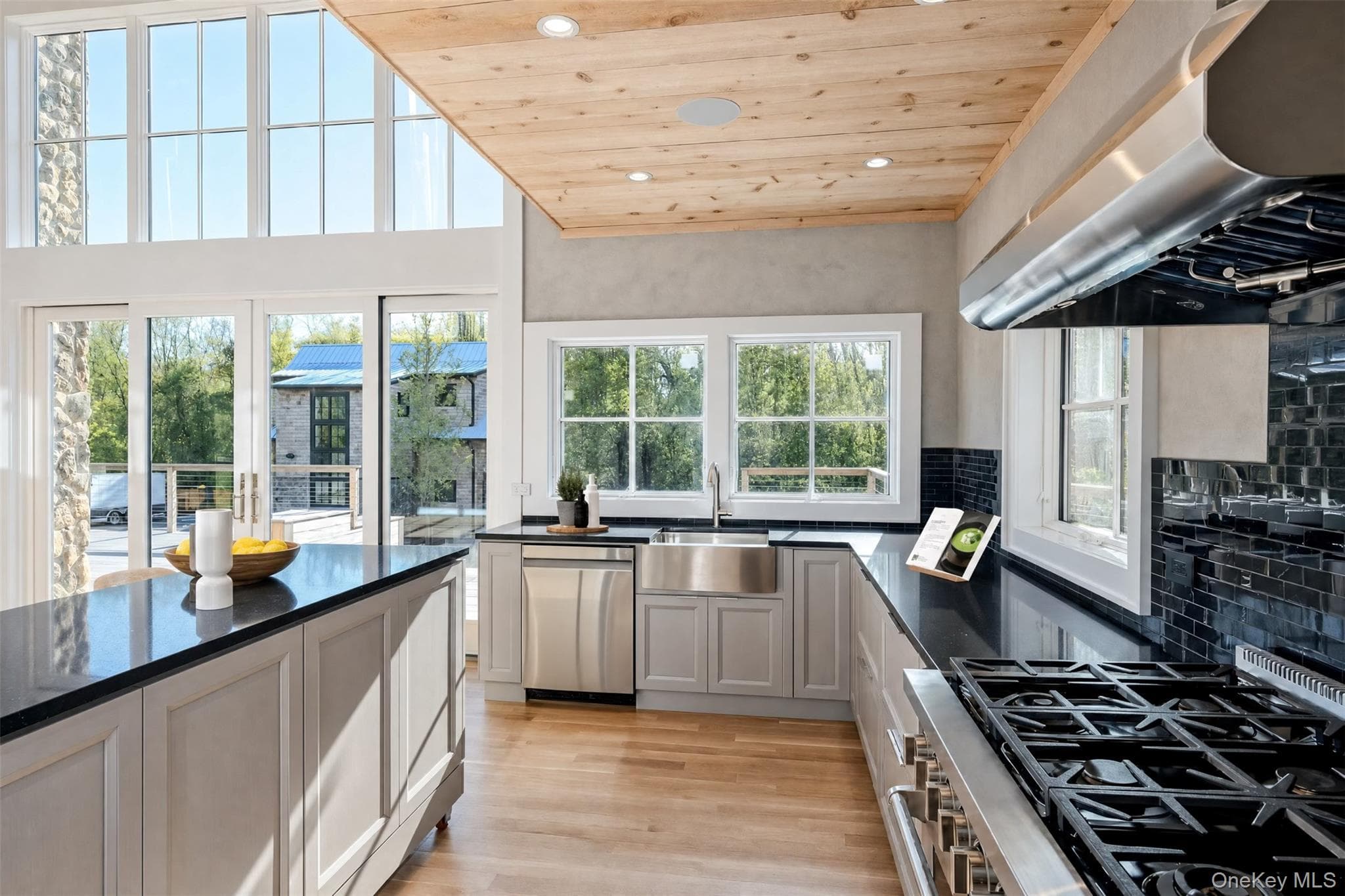 141A N Ferry Road thumbnail 19