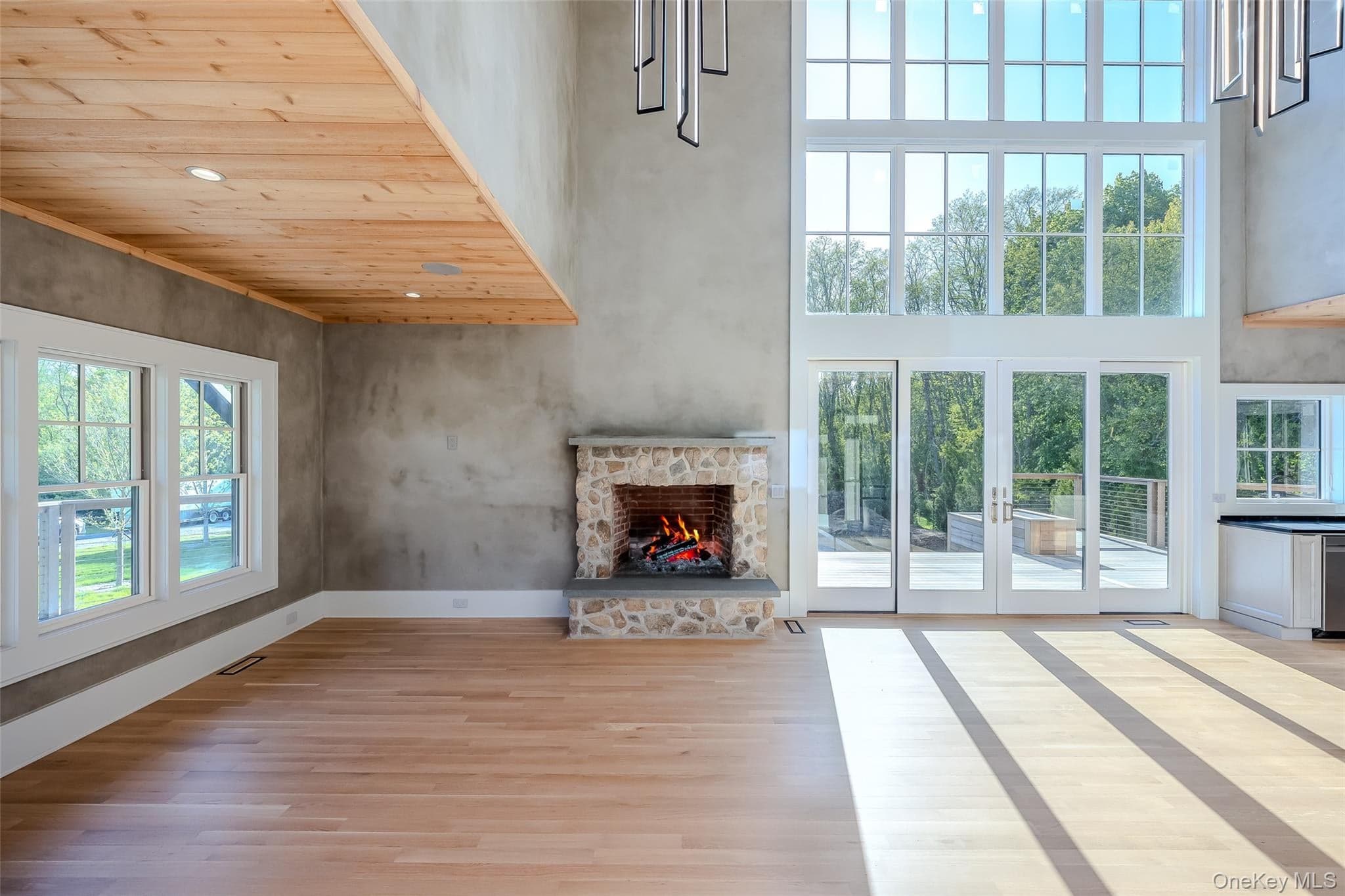 141A N Ferry Road thumbnail 16