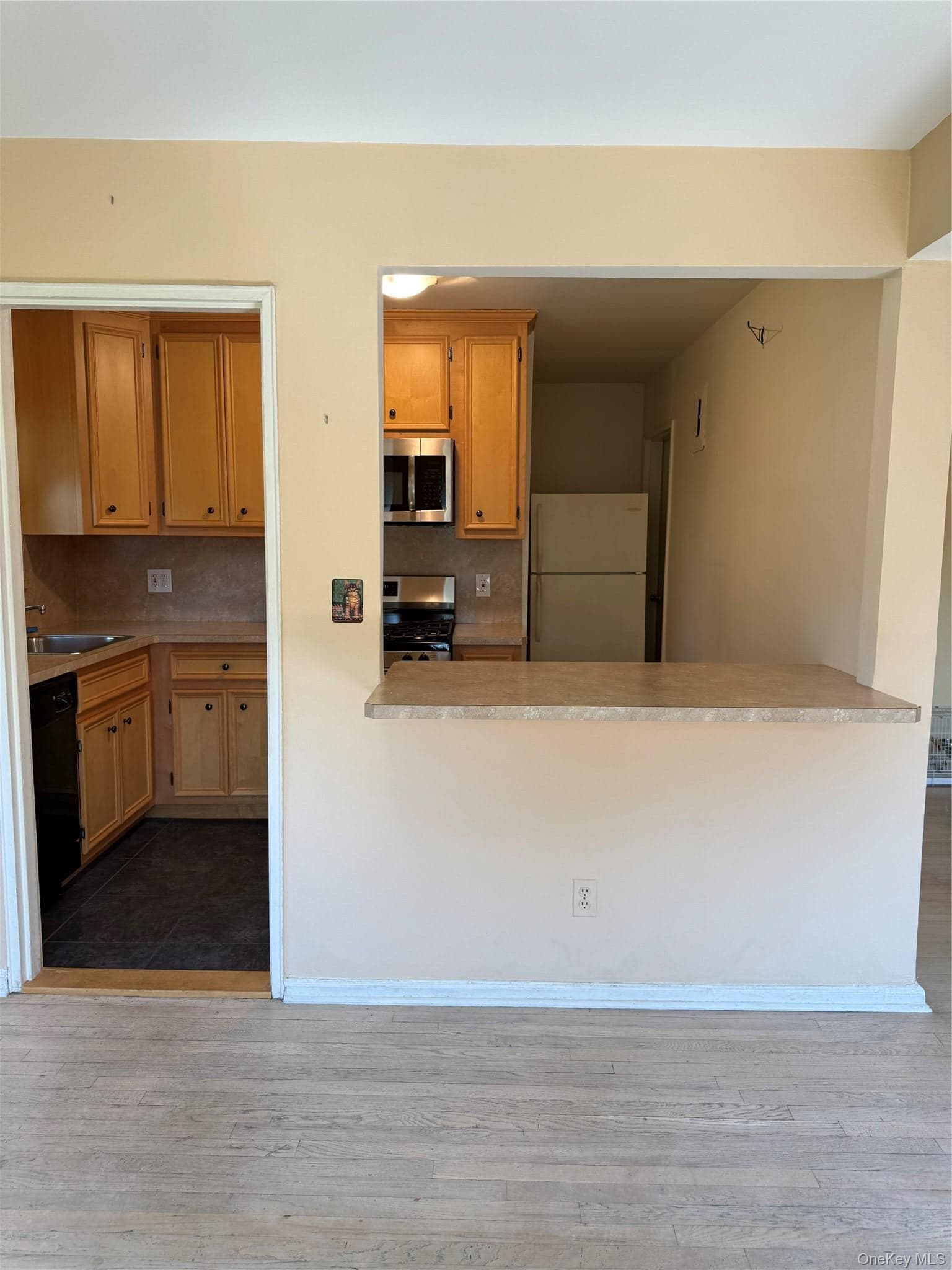 1201 E Broadway Unit: H-22 thumbnail 6