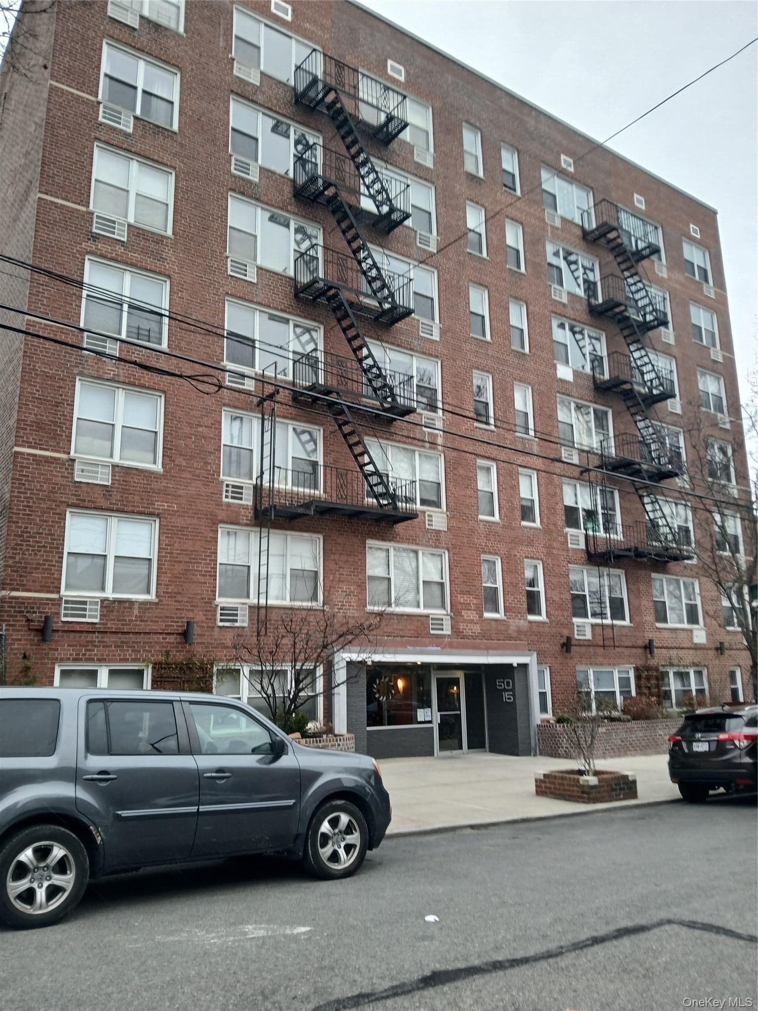 50-15 39th Street Unit: 1G thumbnail 2