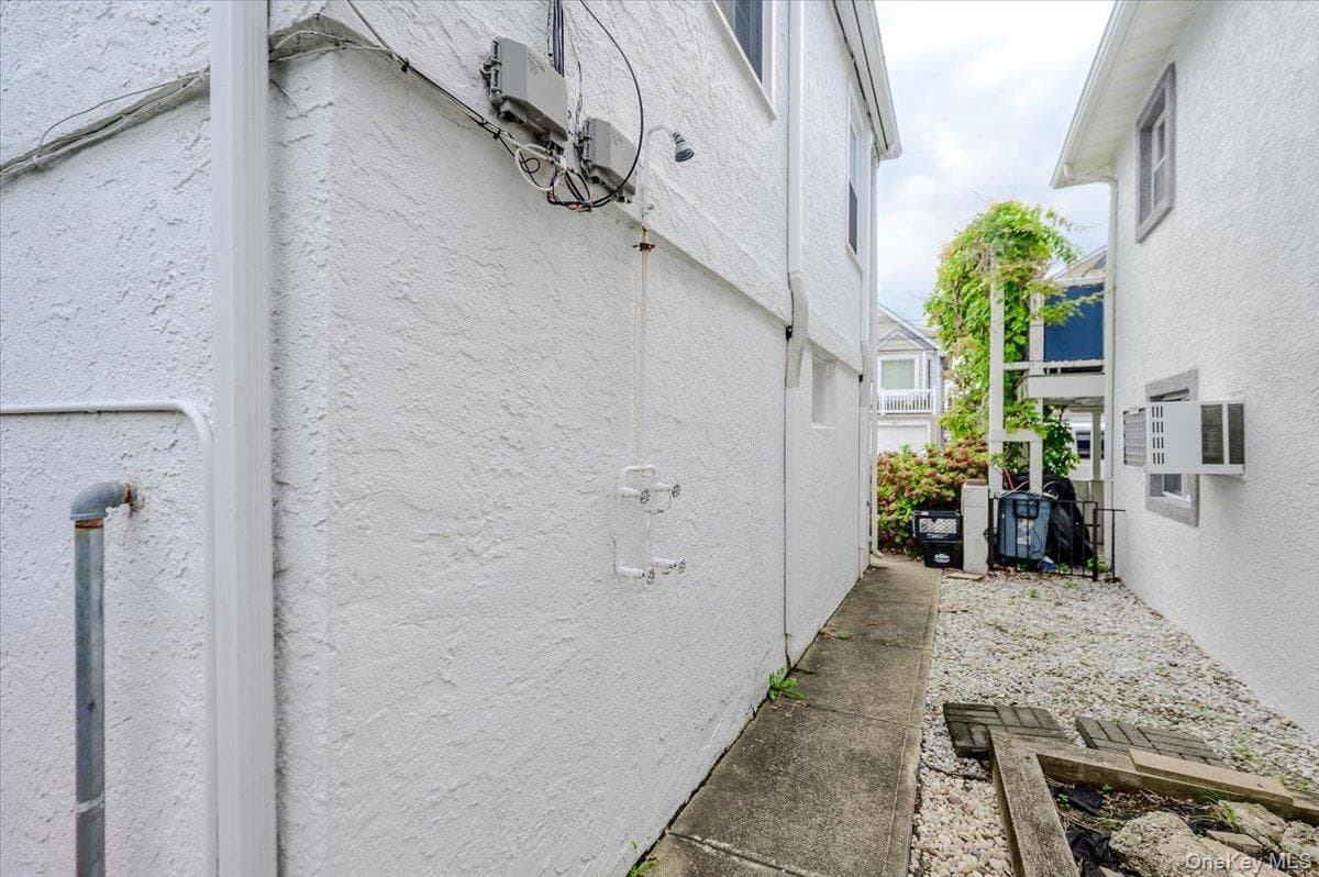 1170 Park Street thumbnail 25