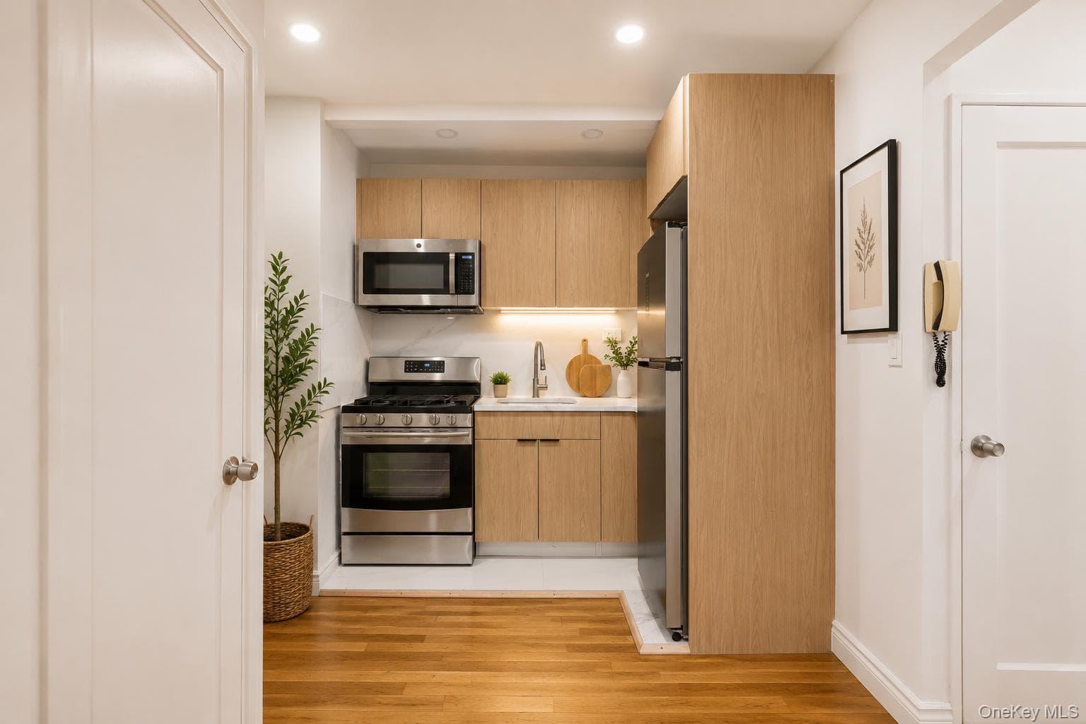 99-63 66th Avenue Unit: C2 thumbnail 5