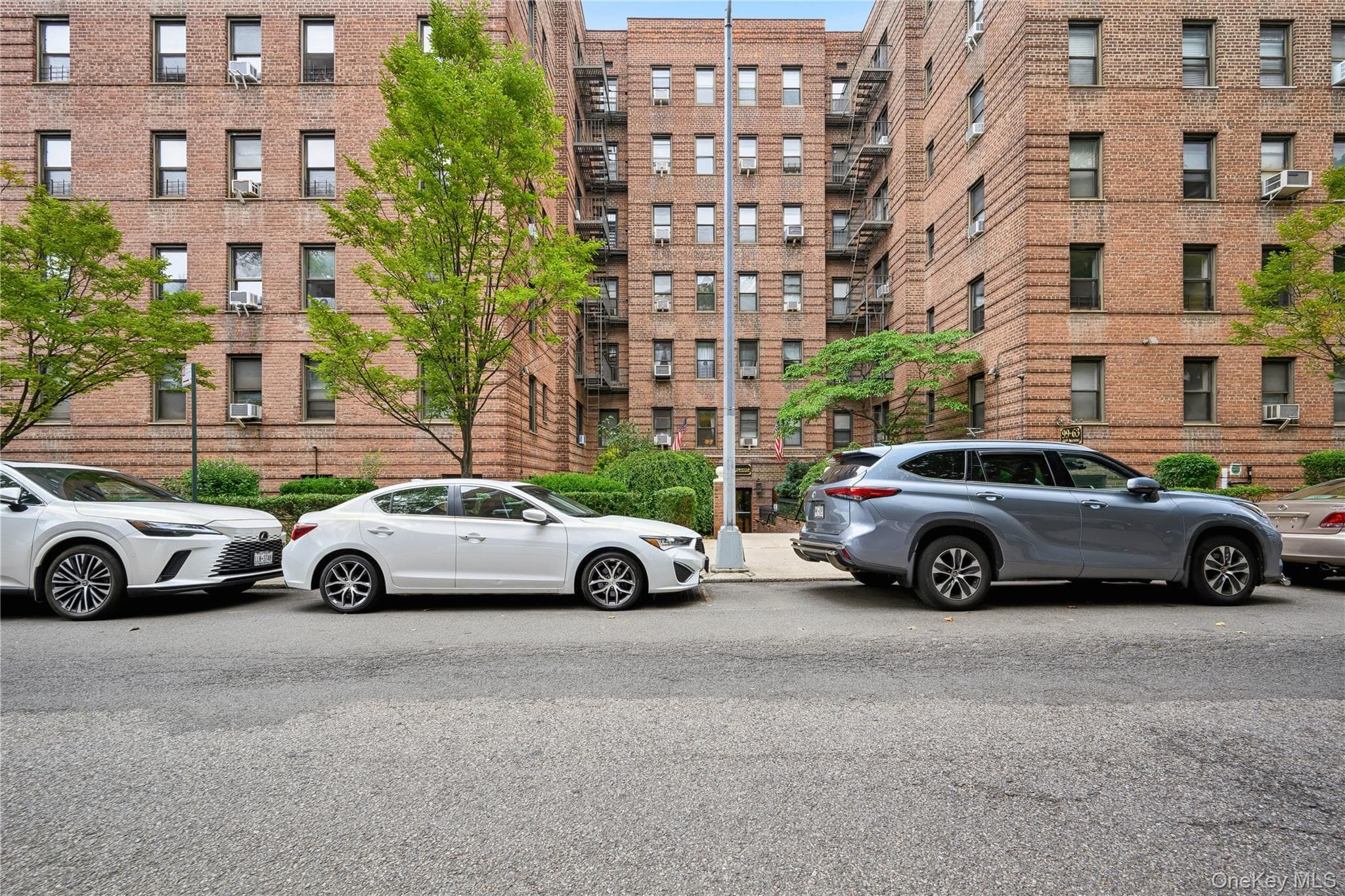 99-63 66th Avenue Unit: C2 thumbnail 19