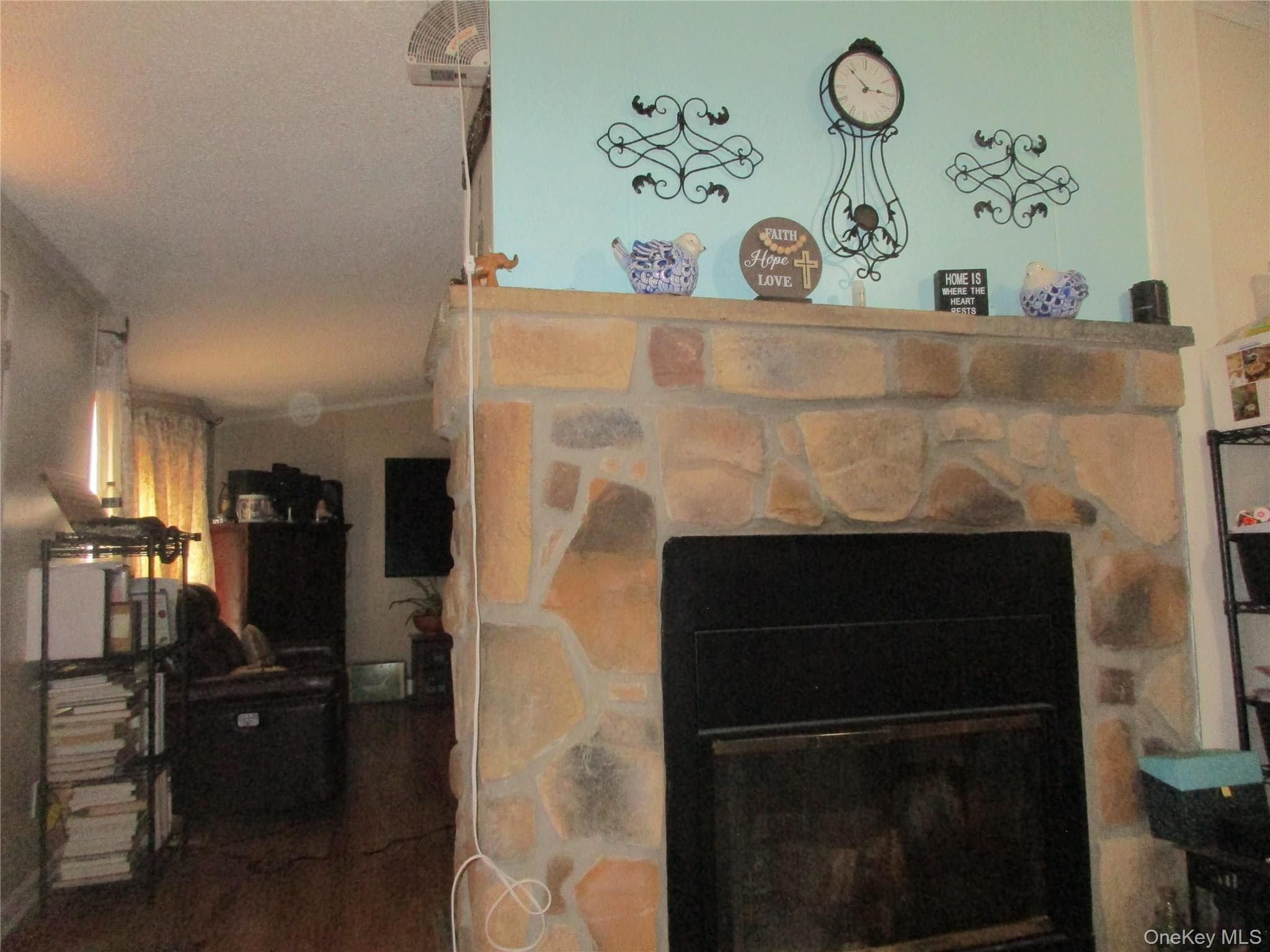 56 Sleepy Hollow Road thumbnail 15