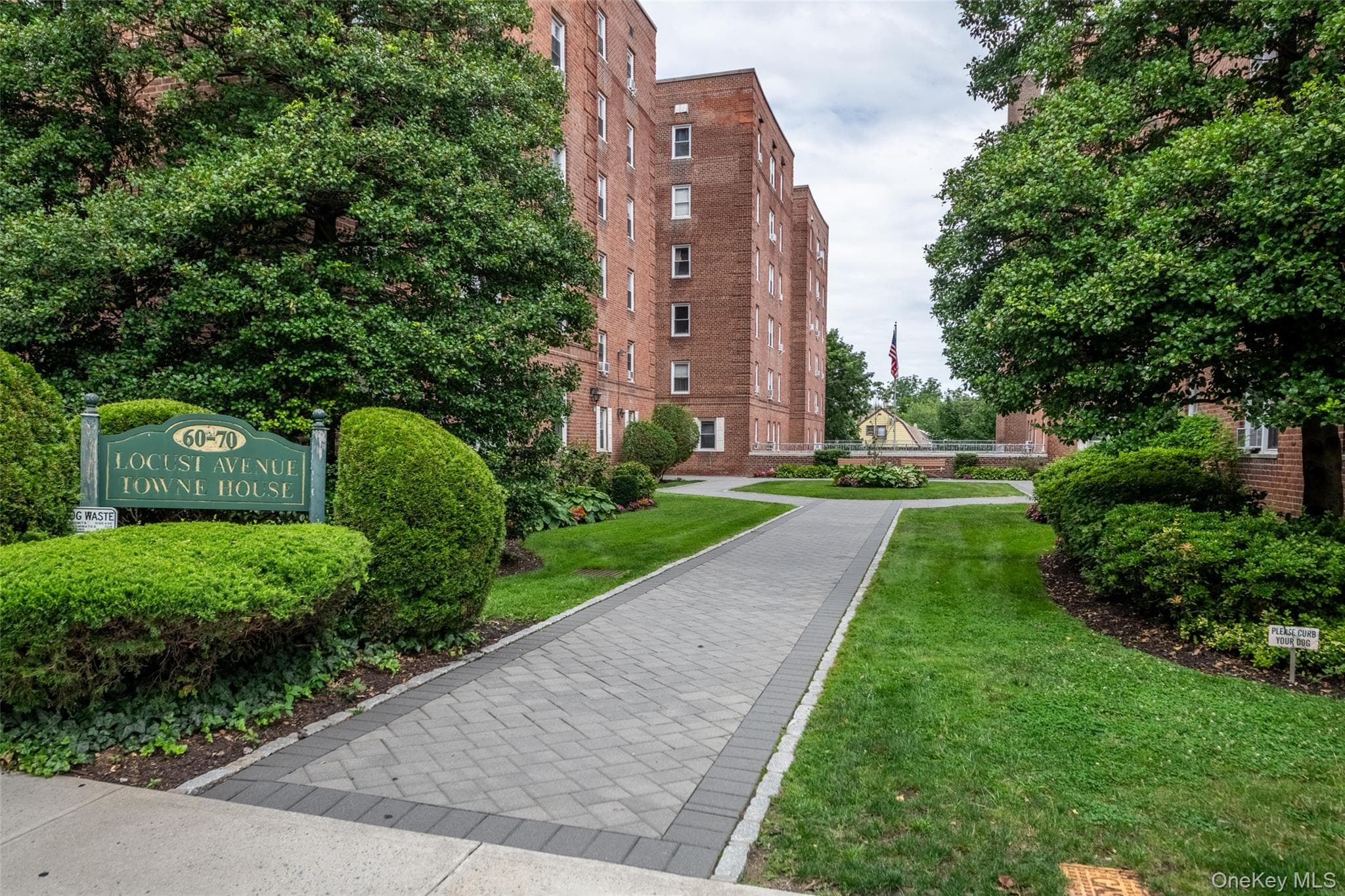 60 Locust Avenue Unit: A-609 thumbnail 2