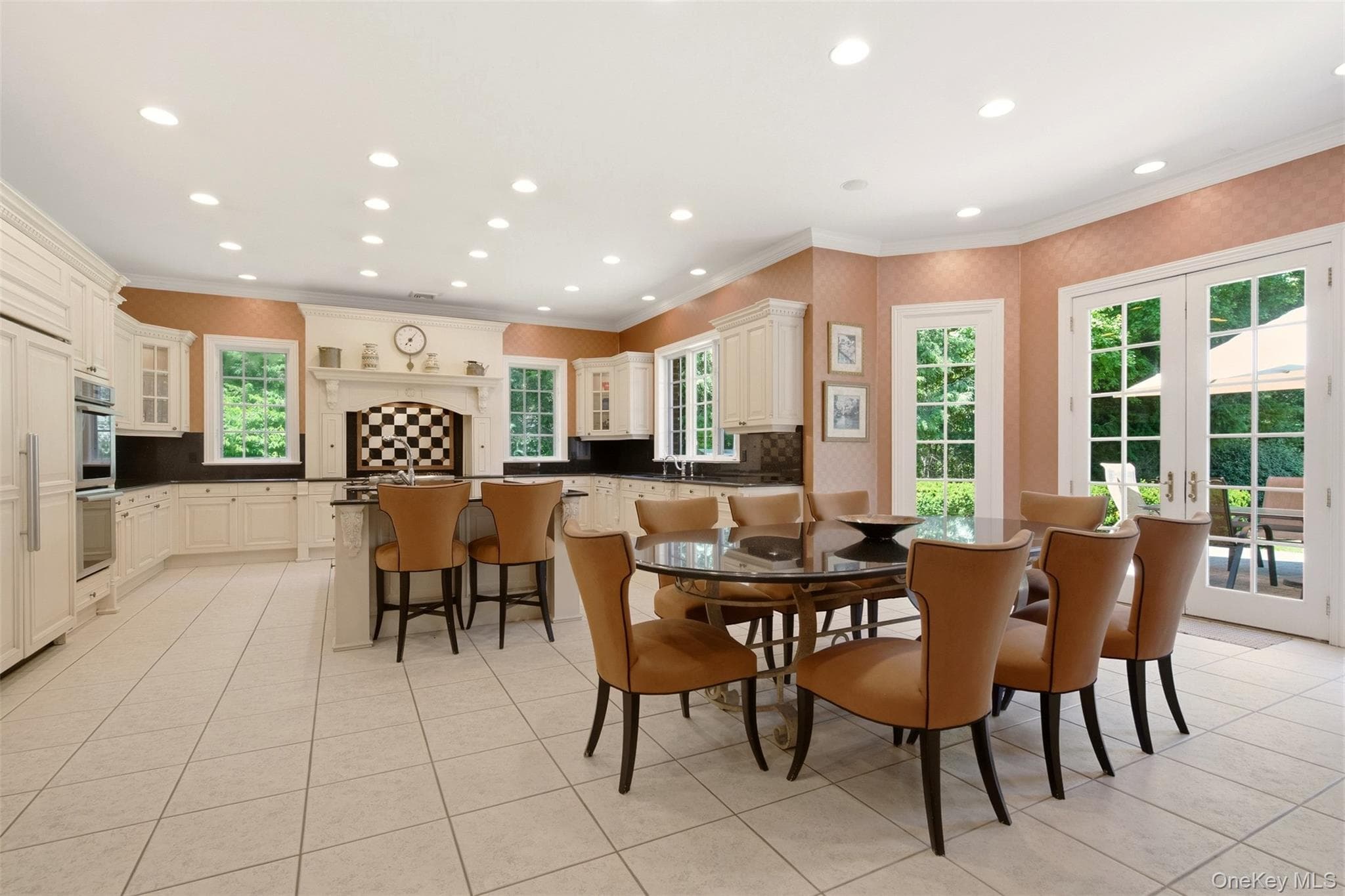 7 Fairway Court thumbnail 12