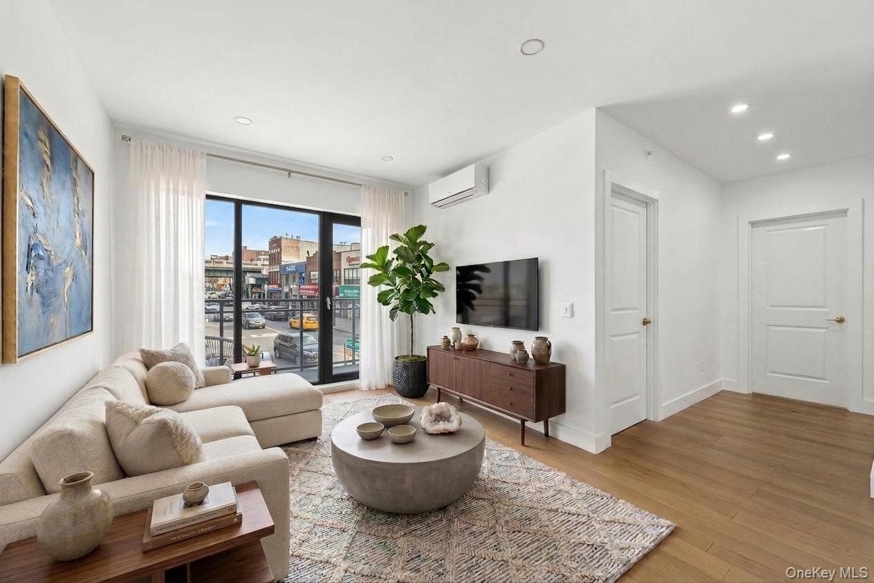 6296 Woodhaven Boulevard Unit: 6I thumbnail 2