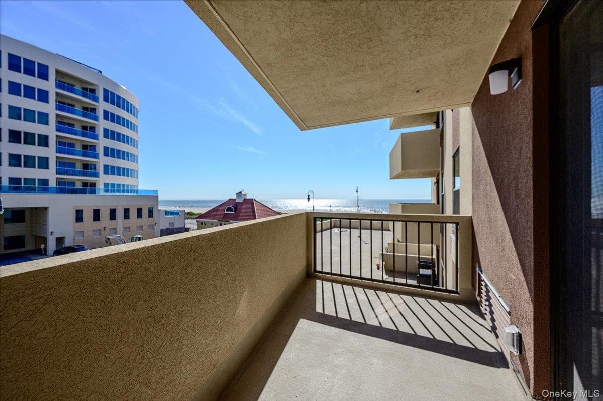 360 Shore Road Unit: 3B thumbnail 20