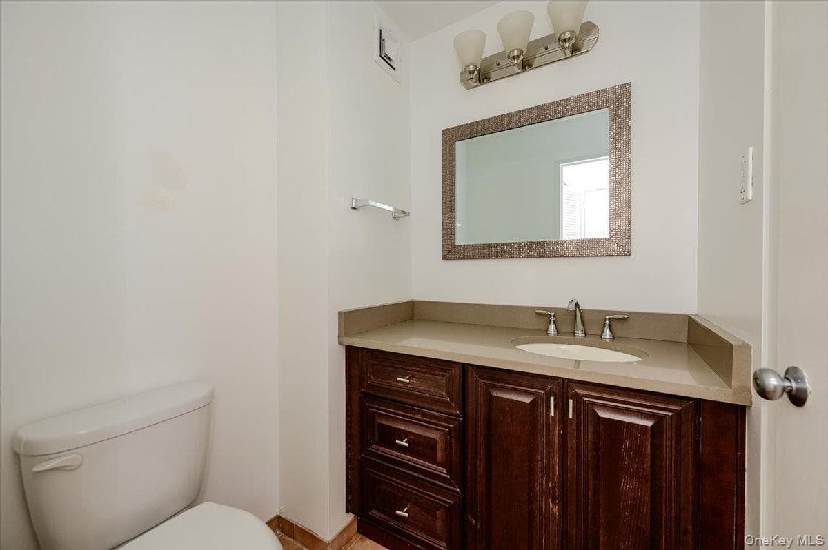 360 Shore Road Unit: 3B thumbnail 17