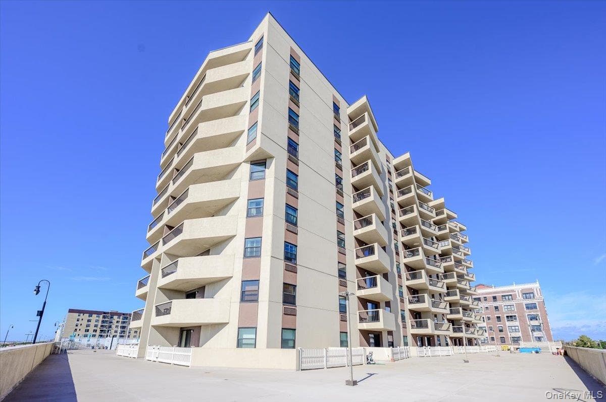 360 Shore Road Unit: 3B thumbnail 33