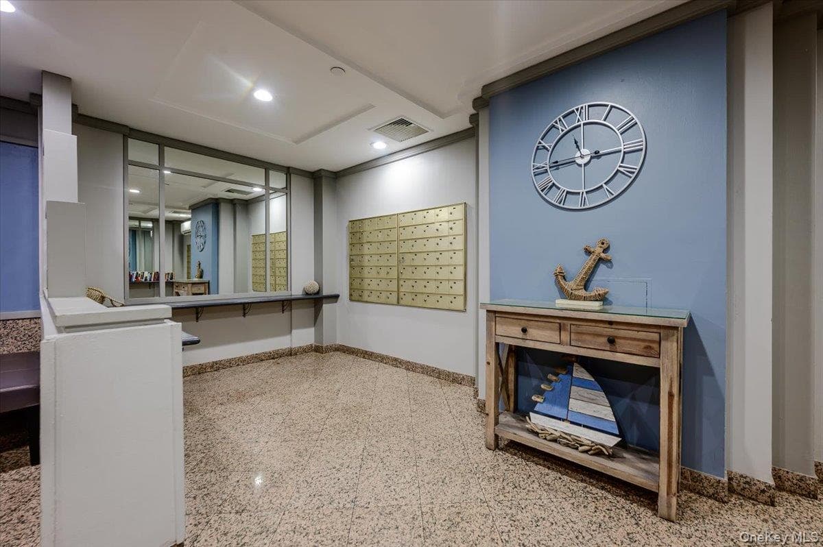 360 Shore Road Unit: 3B thumbnail 30