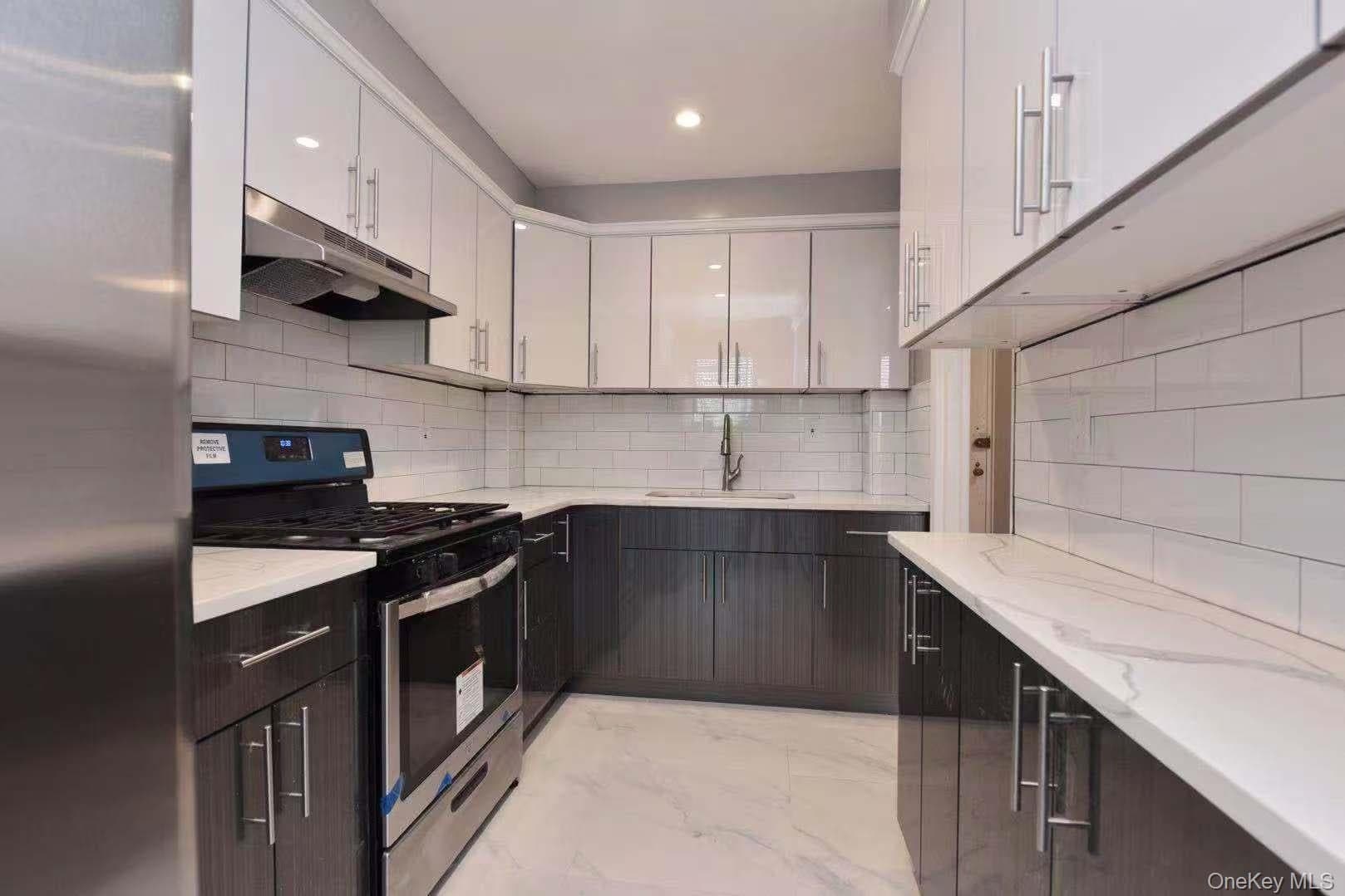 15272 Melbourne Avenue Unit: 2G thumbnail 9