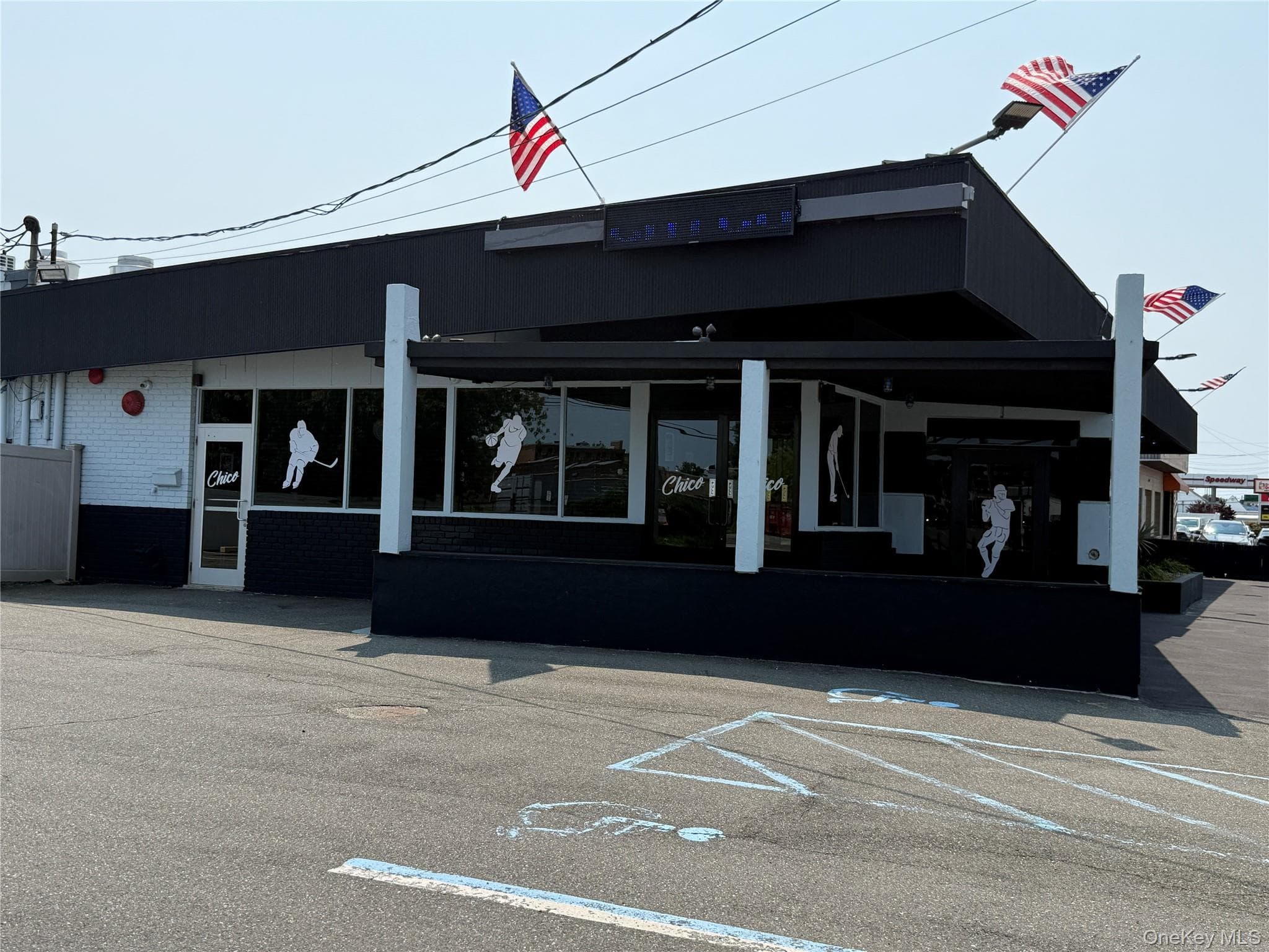 4245 Austin Boulevard, Island Park