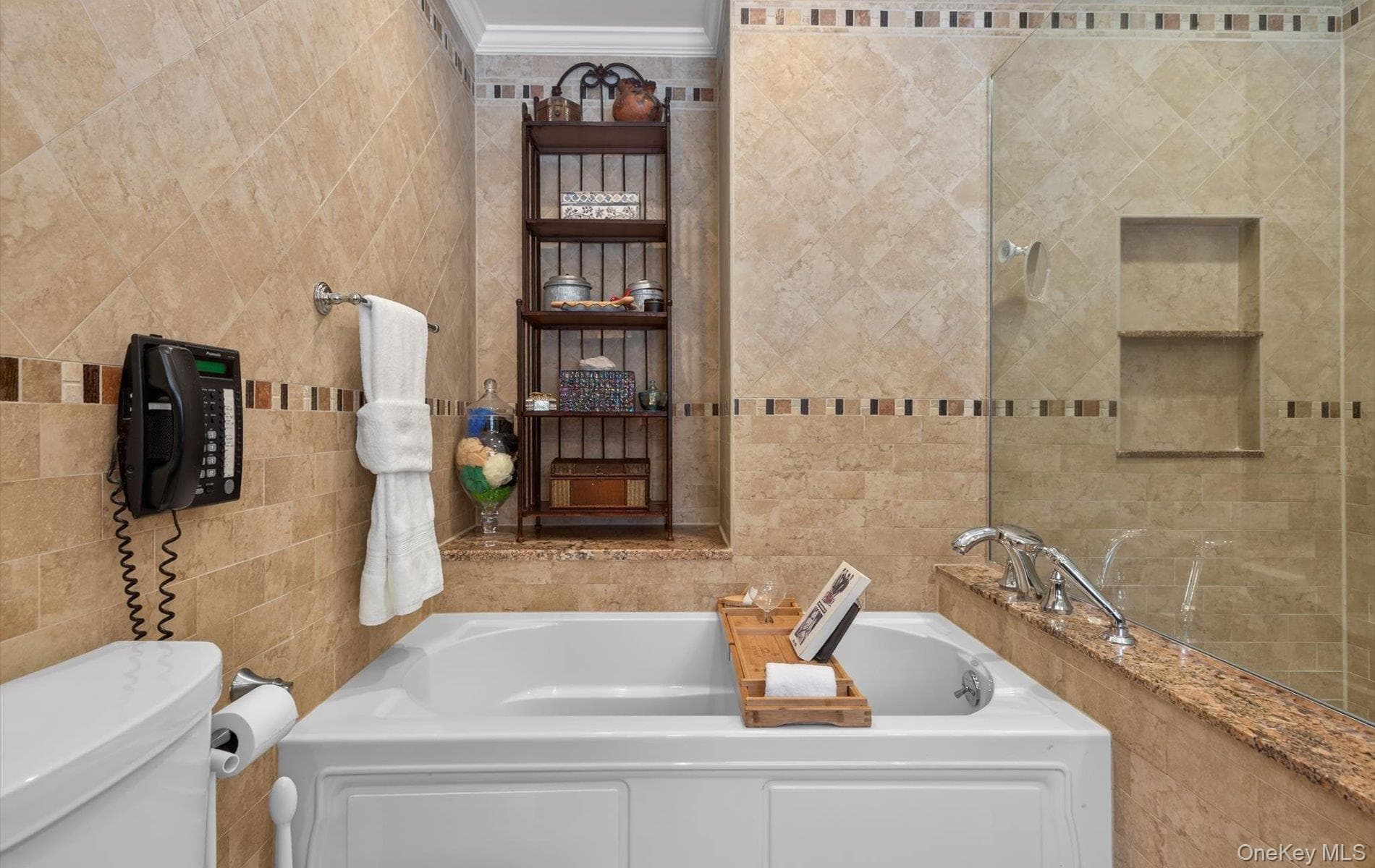 15 Tiber Road thumbnail 17