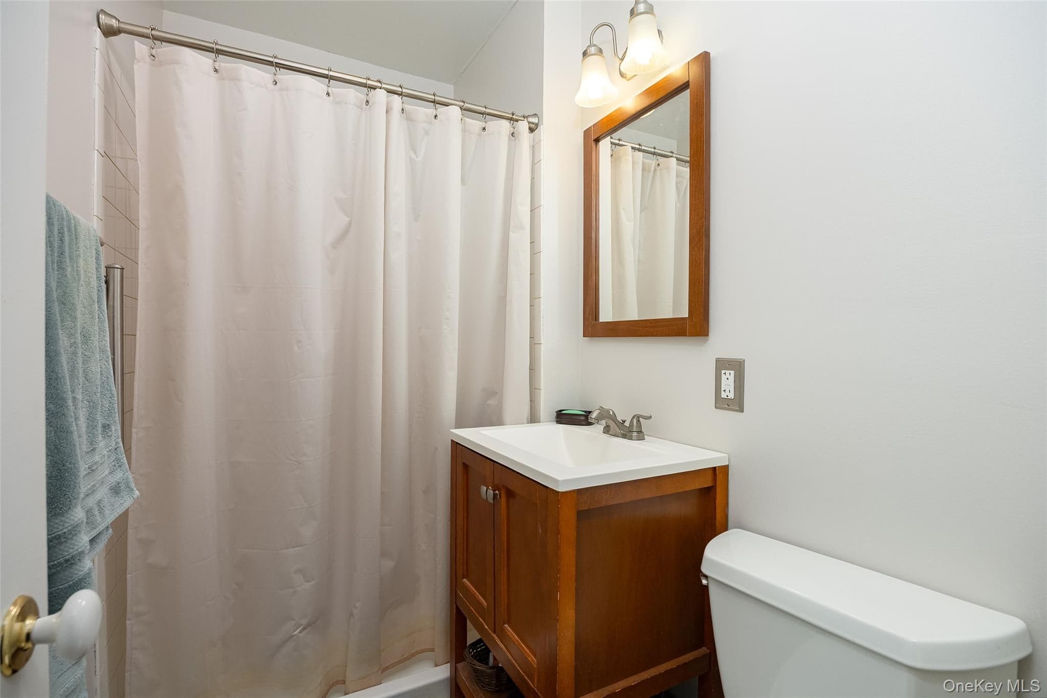 10 Skyline Drive Unit: 10 thumbnail 12