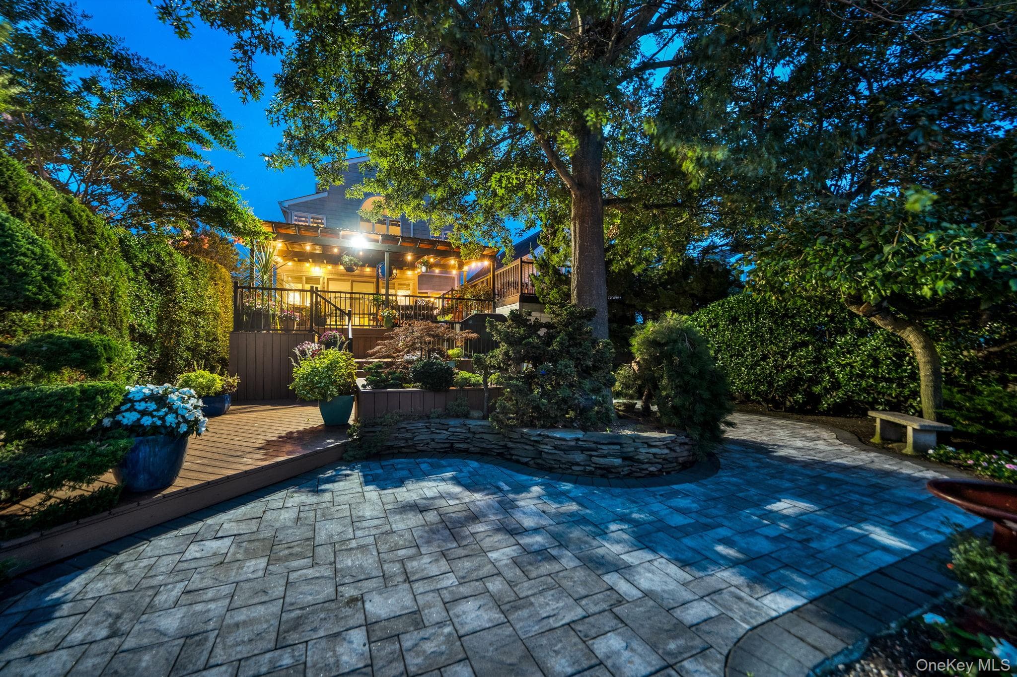 2660 Riverside Drive thumbnail 13
