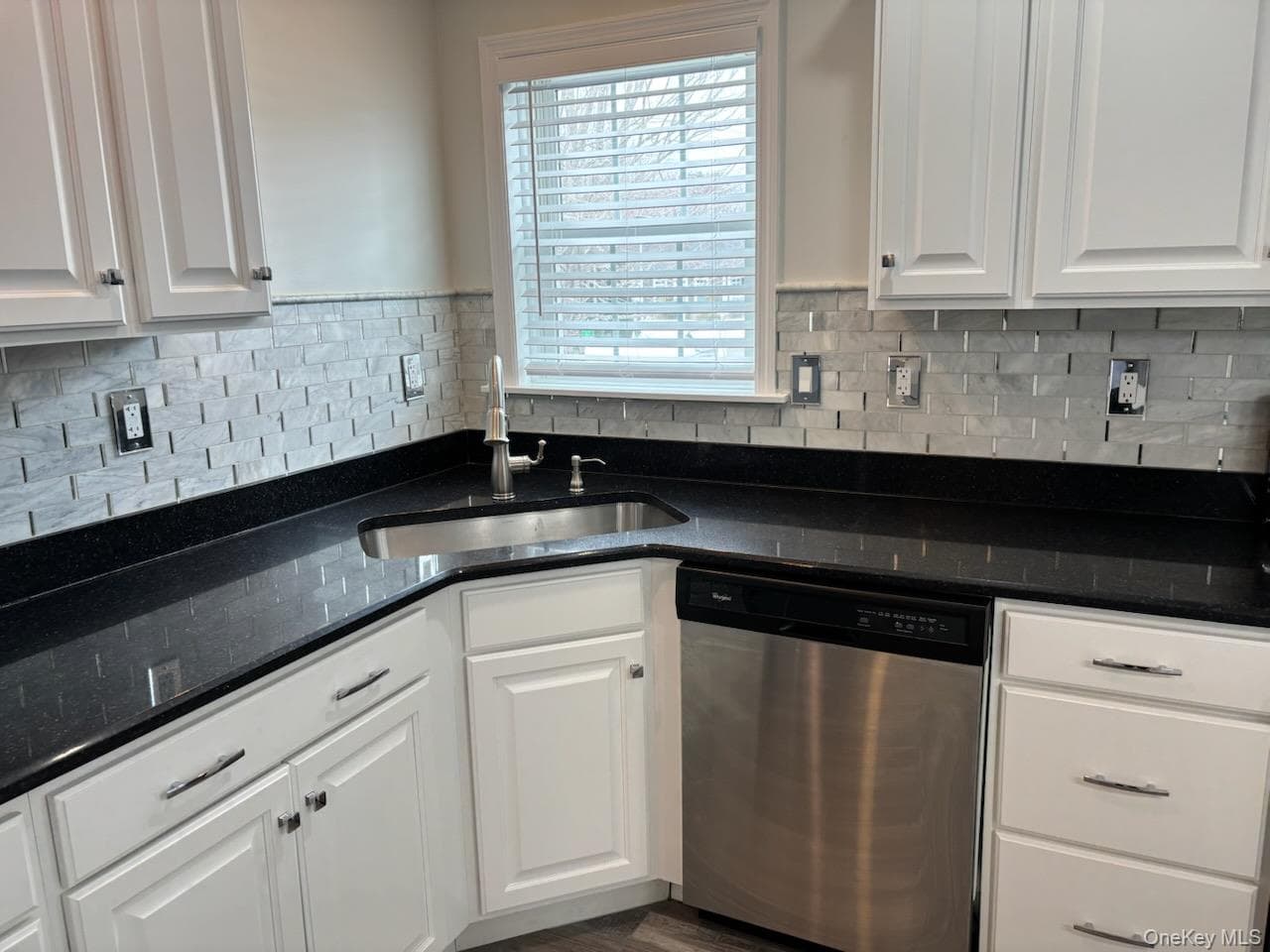 1661 Old Country Road Unit: 539 thumbnail 17