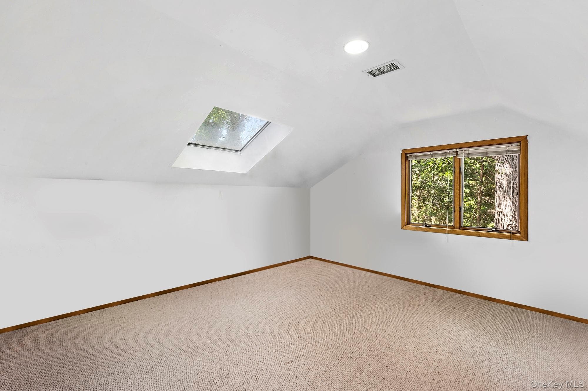 9 Hazelwood Avenue thumbnail 9