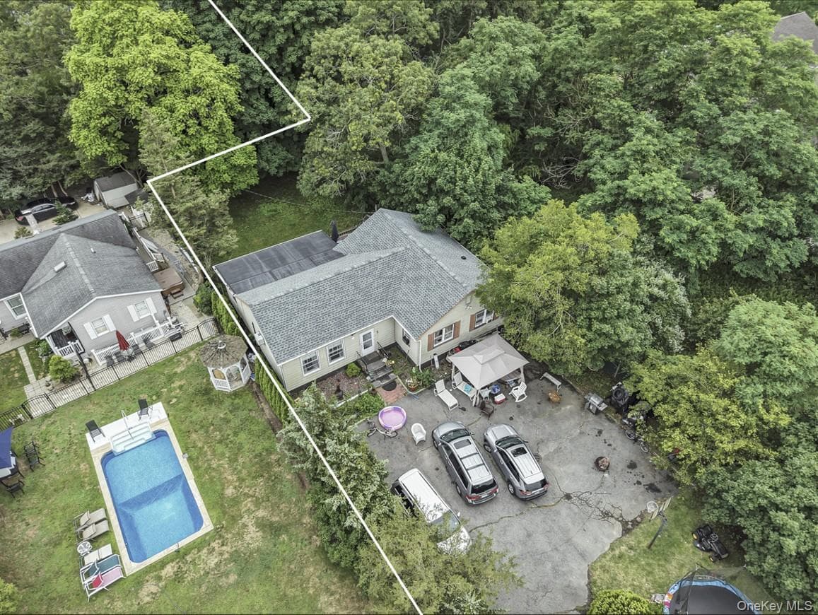 669 Flanders Road thumbnail 11
