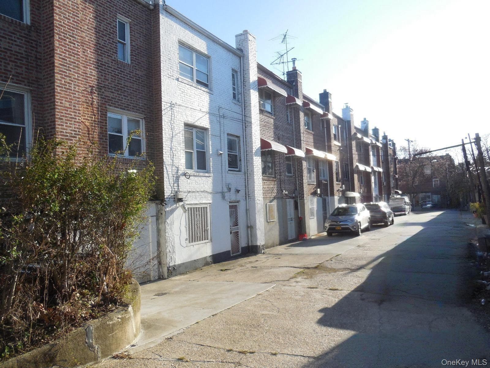 1183 Grenada Place thumbnail 2