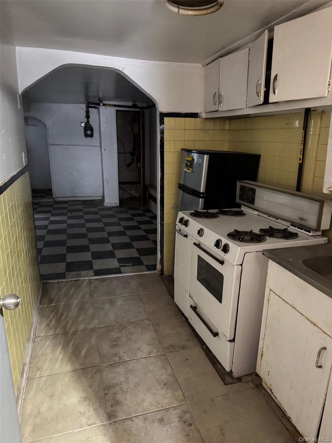 1183 Grenada Place thumbnail 5