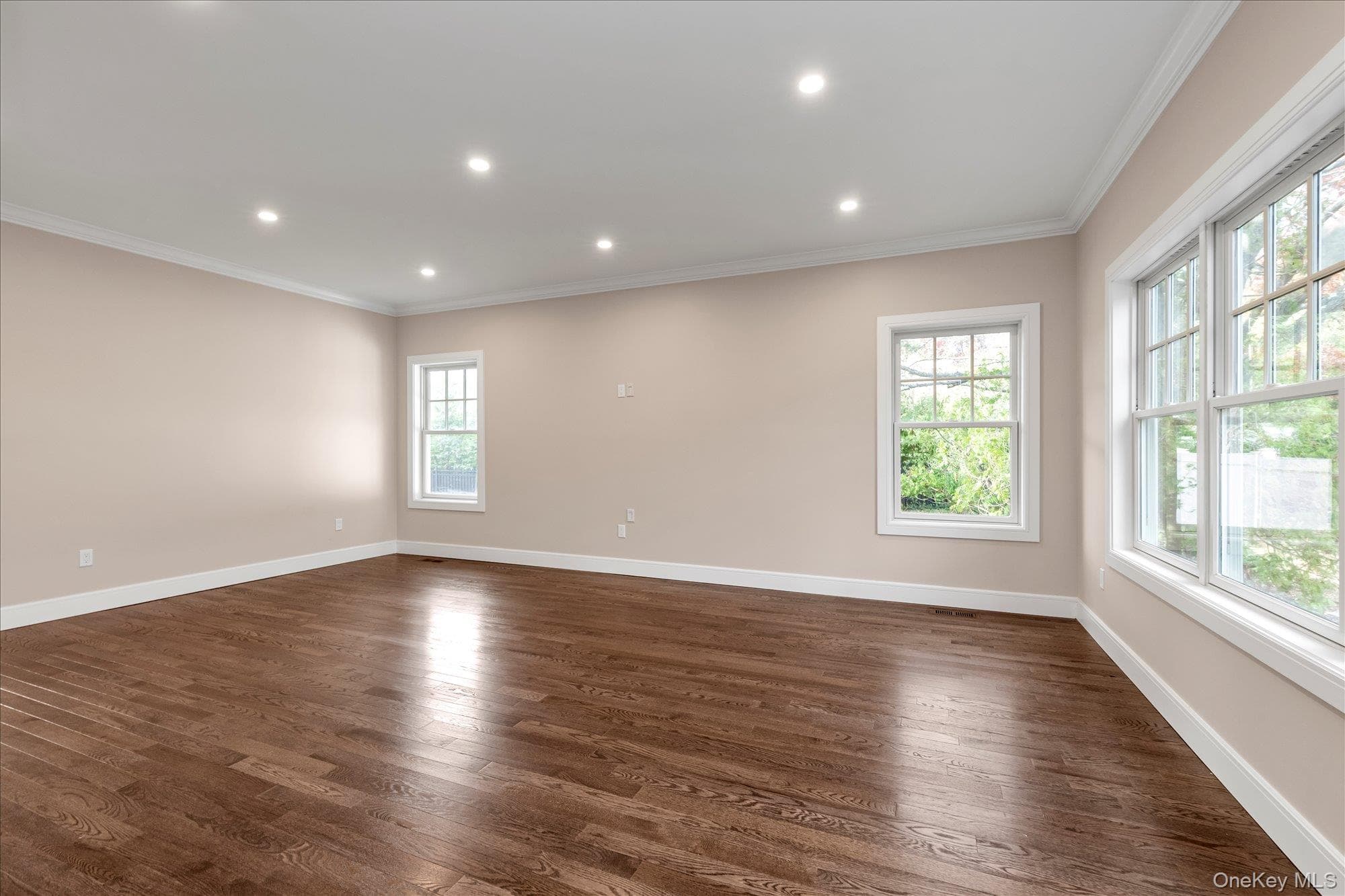 34 Calumet Drive thumbnail 4