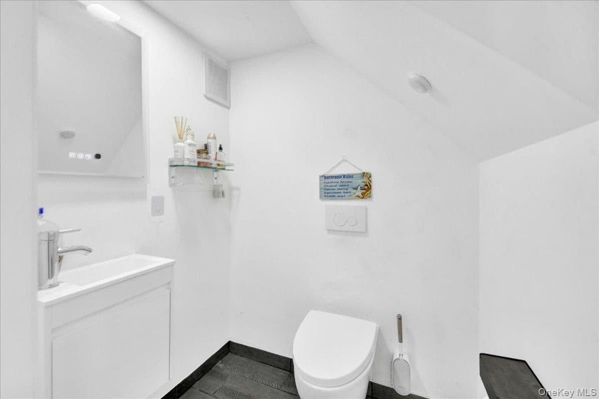 2565 Westervelt Avenue thumbnail 18