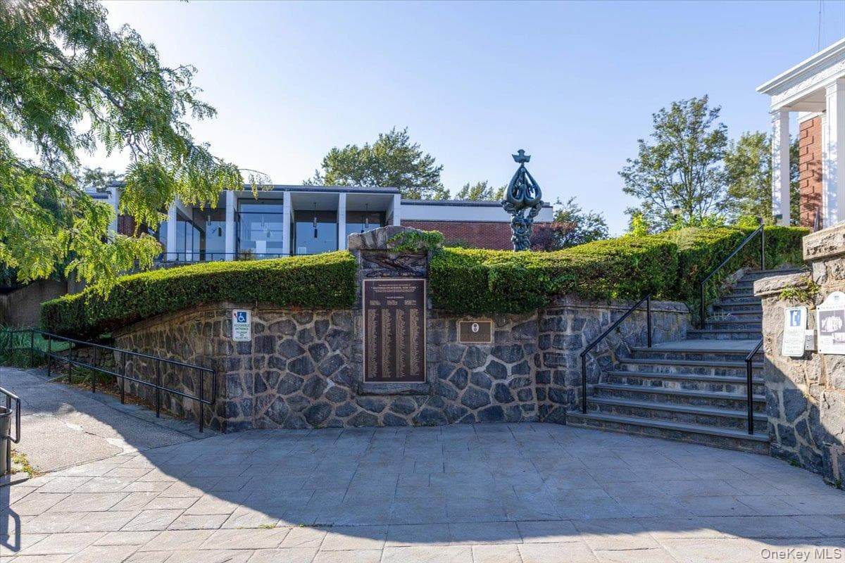 264 Farragut Parkway Unit: LOT B thumbnail 9