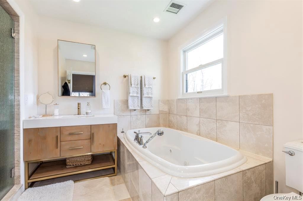 12 Midvale Avenue thumbnail 15