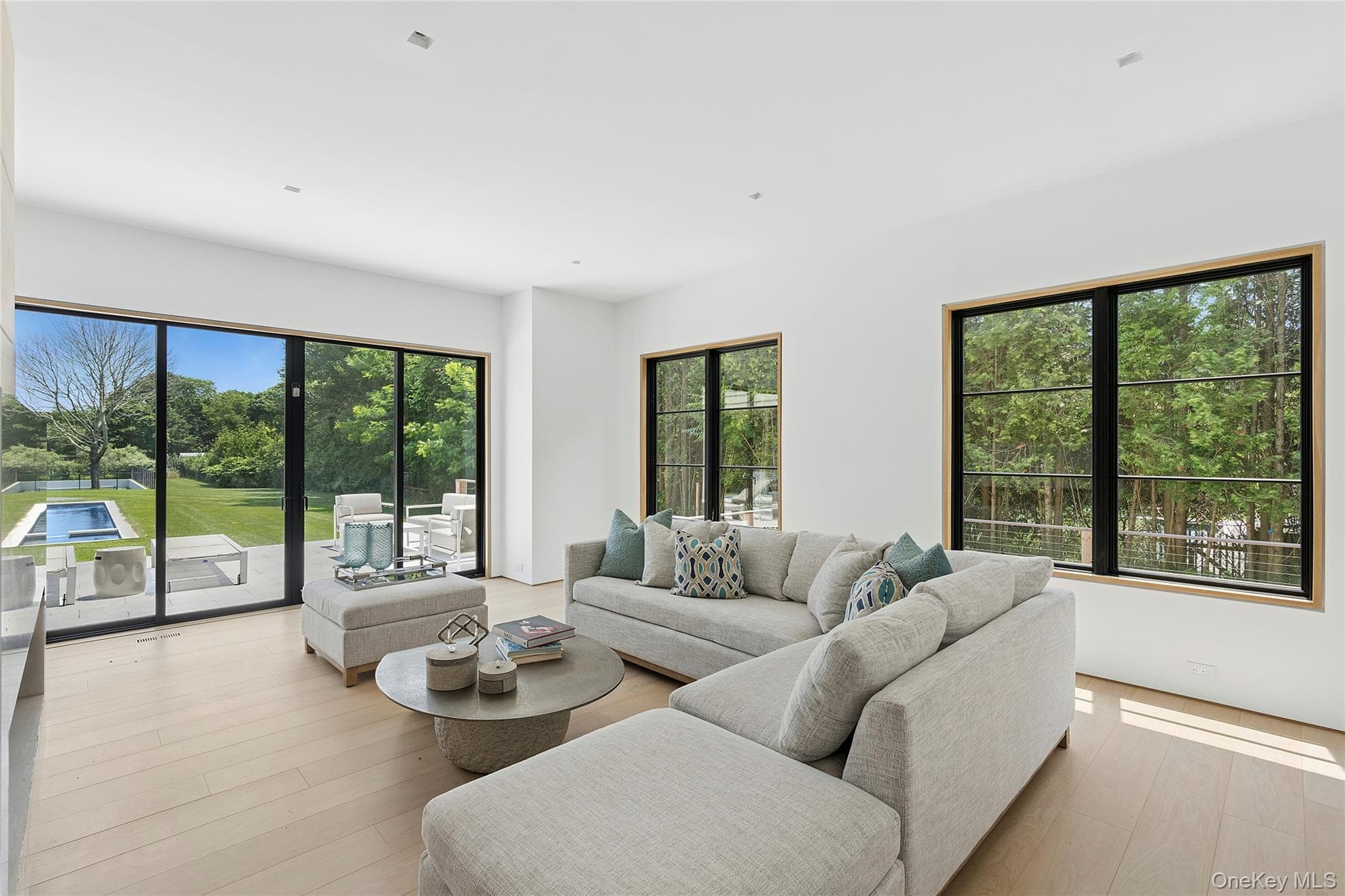 50 Tuckahoe Lane thumbnail 14