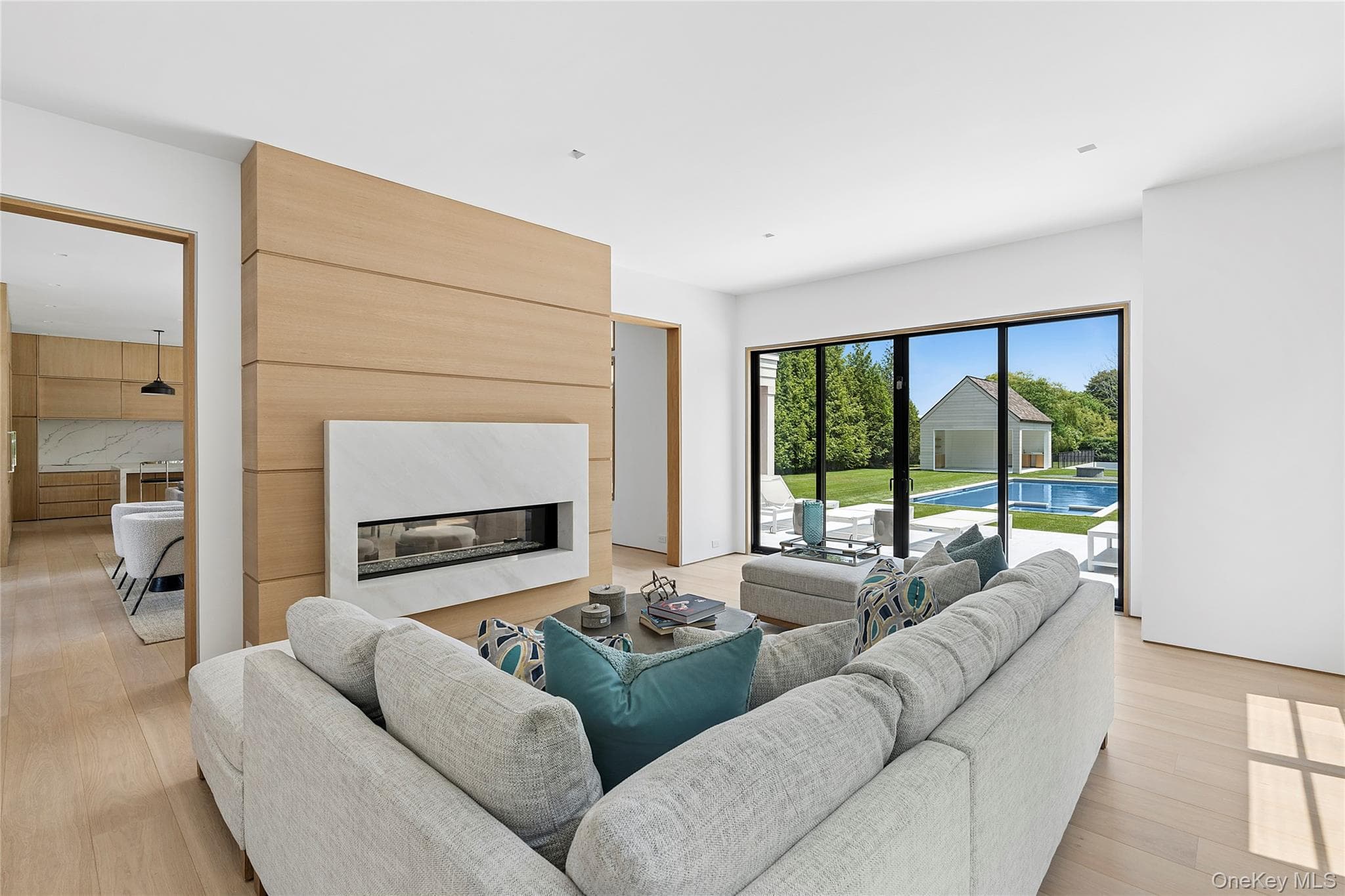 50 Tuckahoe Lane thumbnail 13